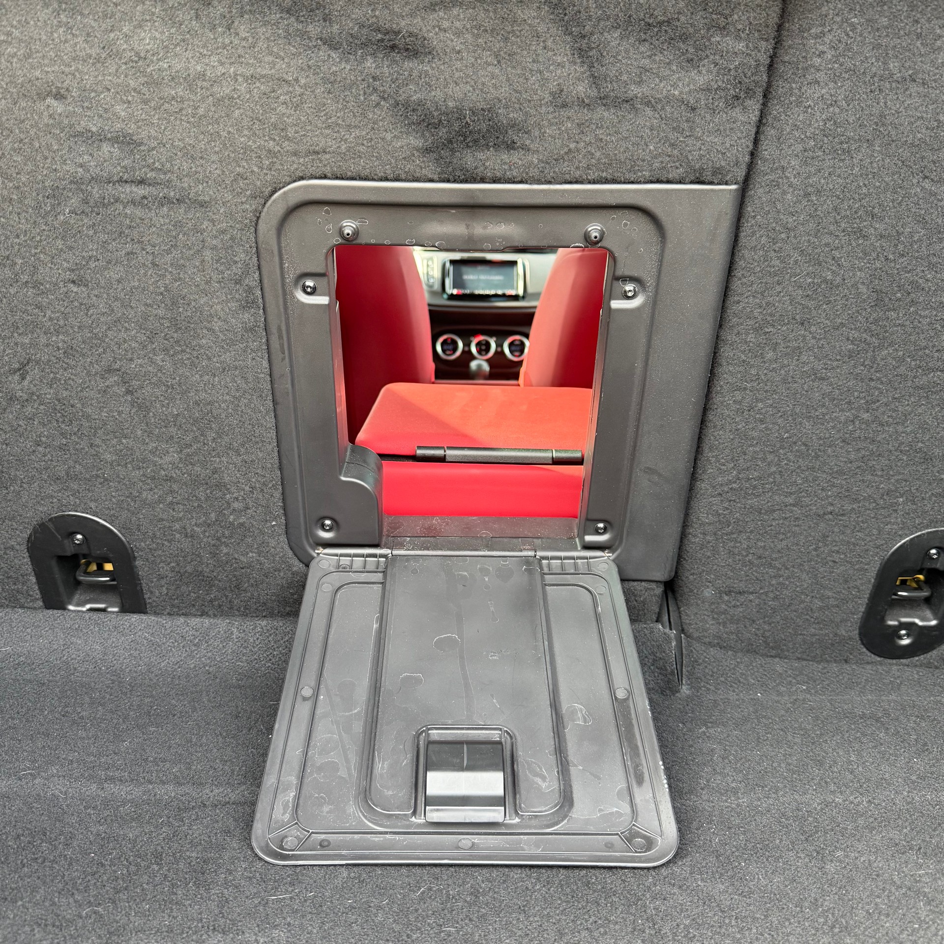 ALFA ROMEO Giulietta 1750 TBi Veloce * LEDER ROT / PANORAMA-DACH / ZAHNRIEMEN ERSETZT*-image-22