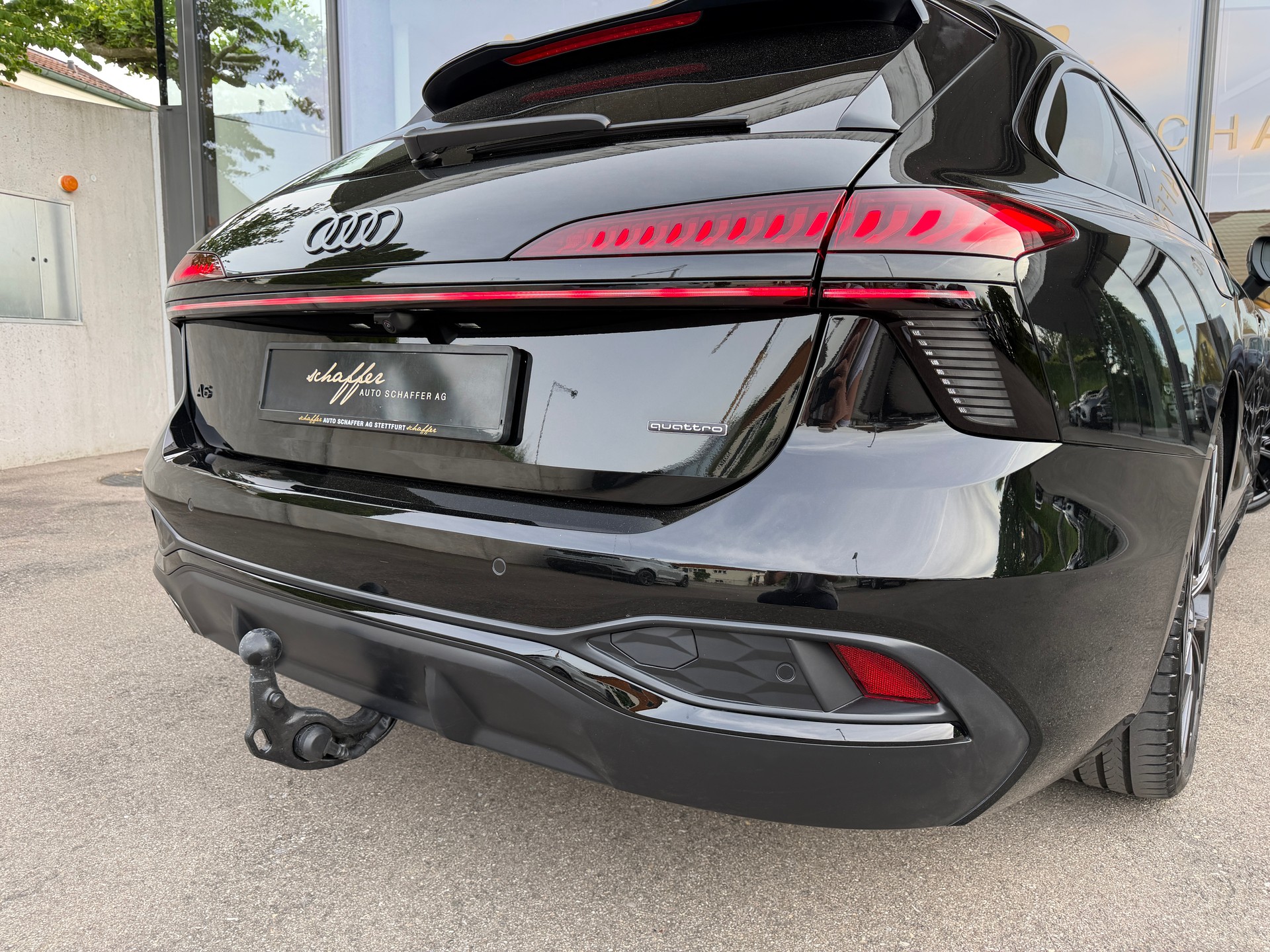AUDI A6 Avant TDI quattro 150 kW S tronic-image-9