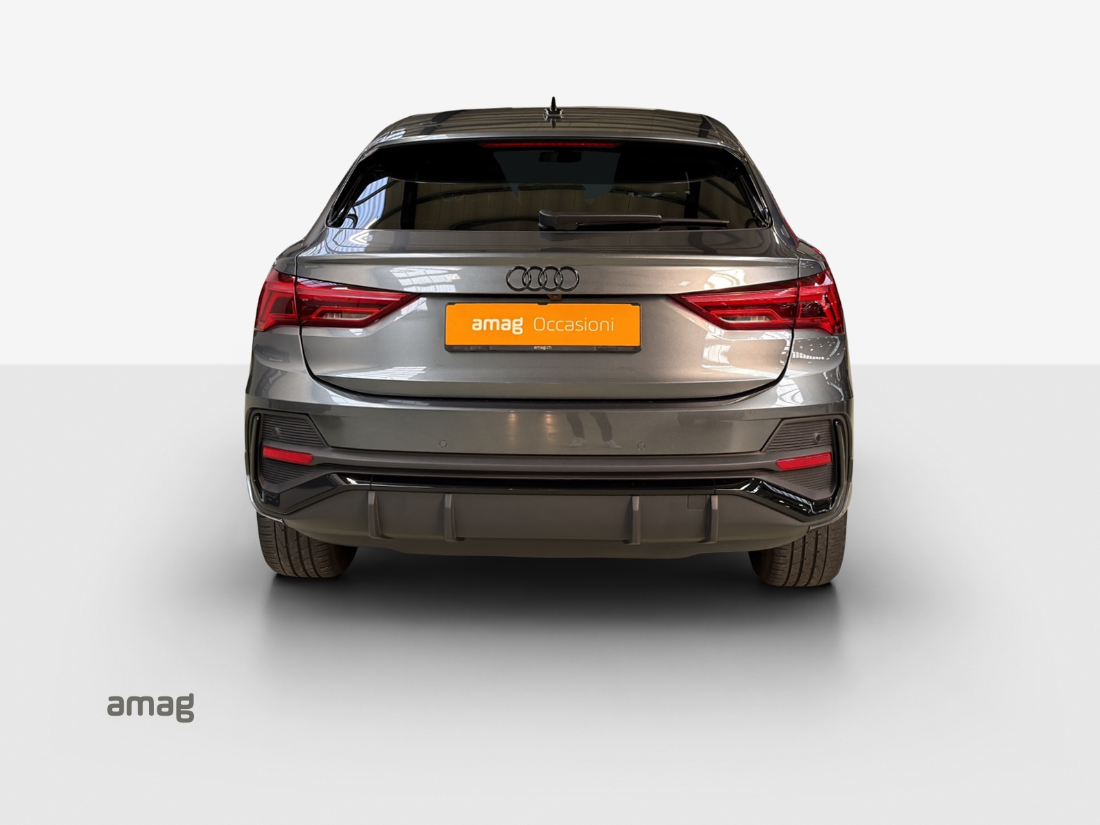 AUDI Q3 Sportback 45 TFSI e S line Attraction S-tronic-image-4