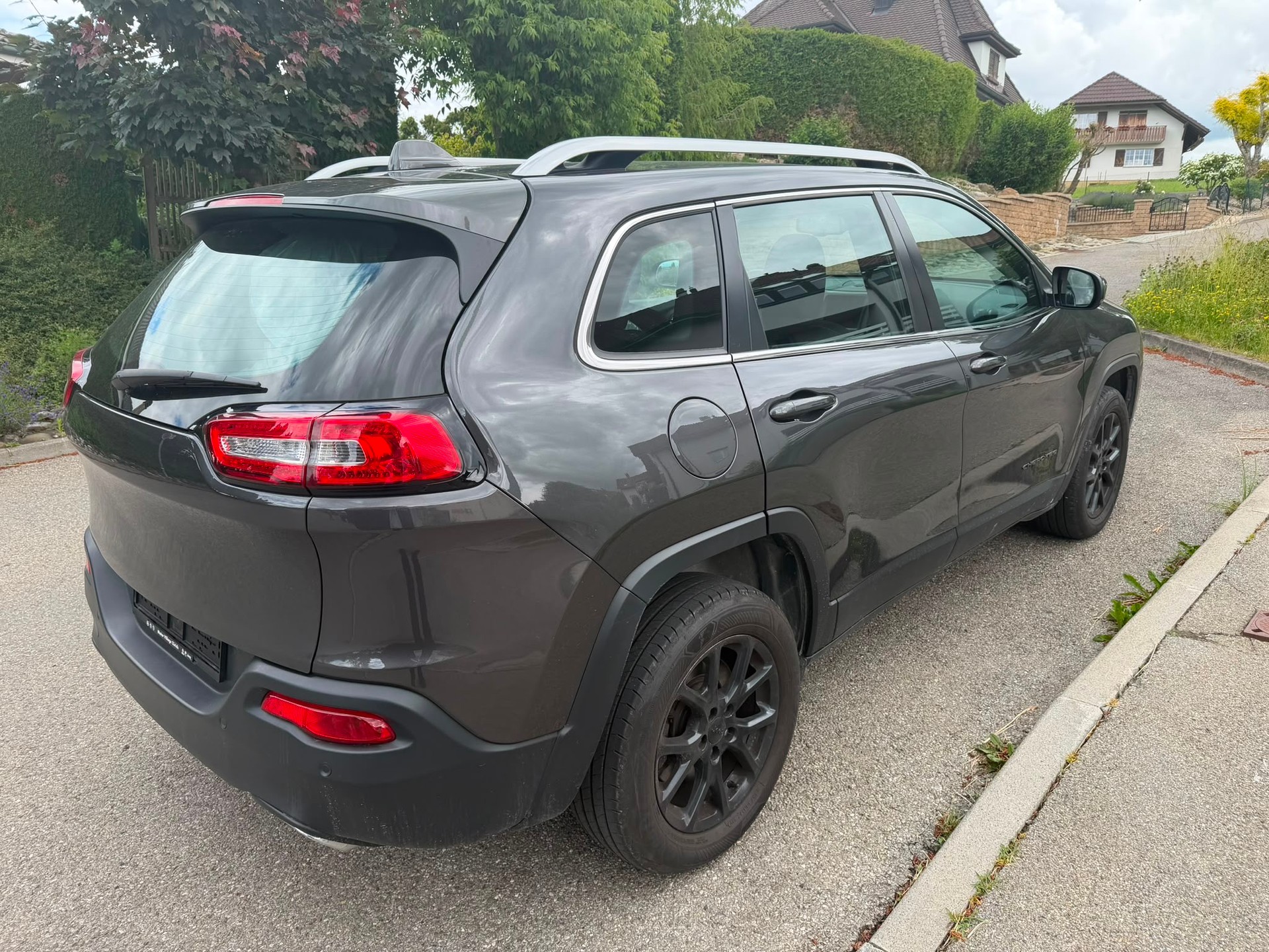 JEEP Cherokee 2.2TD Longitude AWD 9ATX-image-4