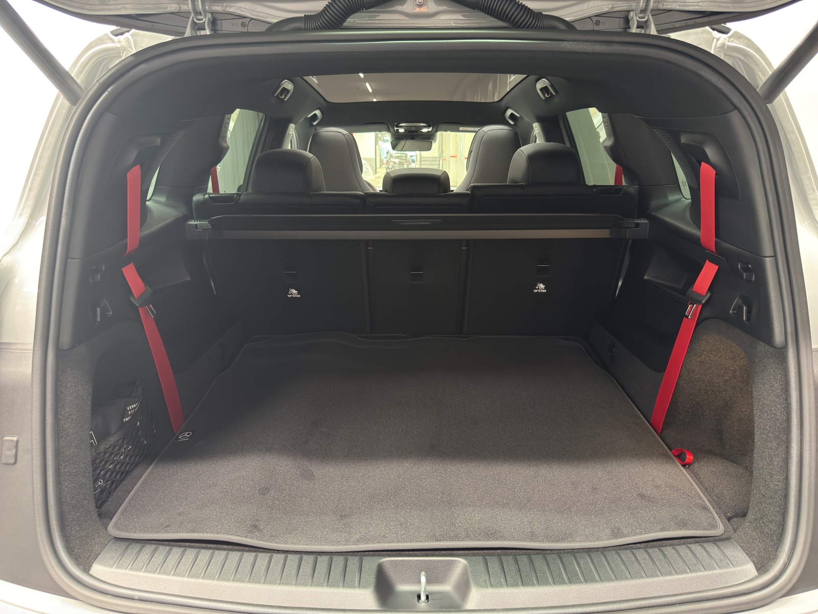 MERCEDES-BENZ GLB 220 4Matic-image-10