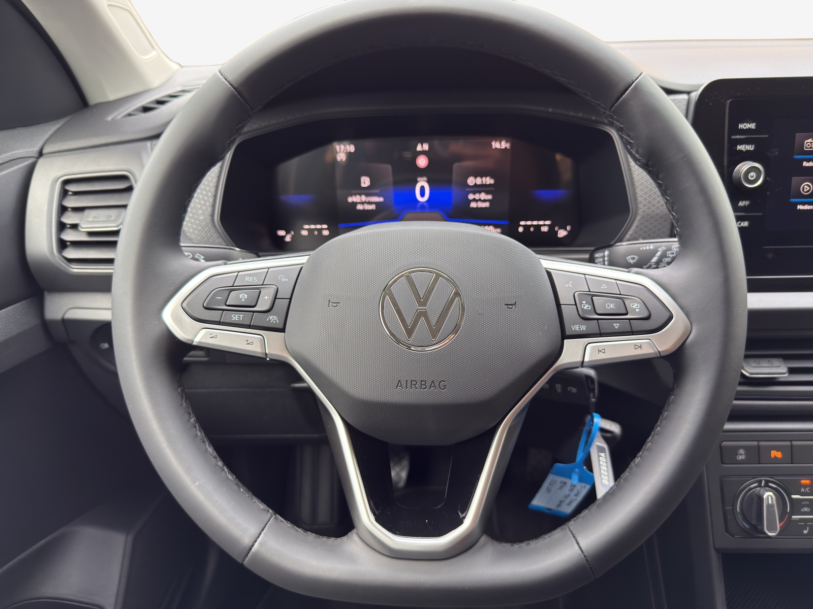 VW T-Cross 1.0 TSI-image-9