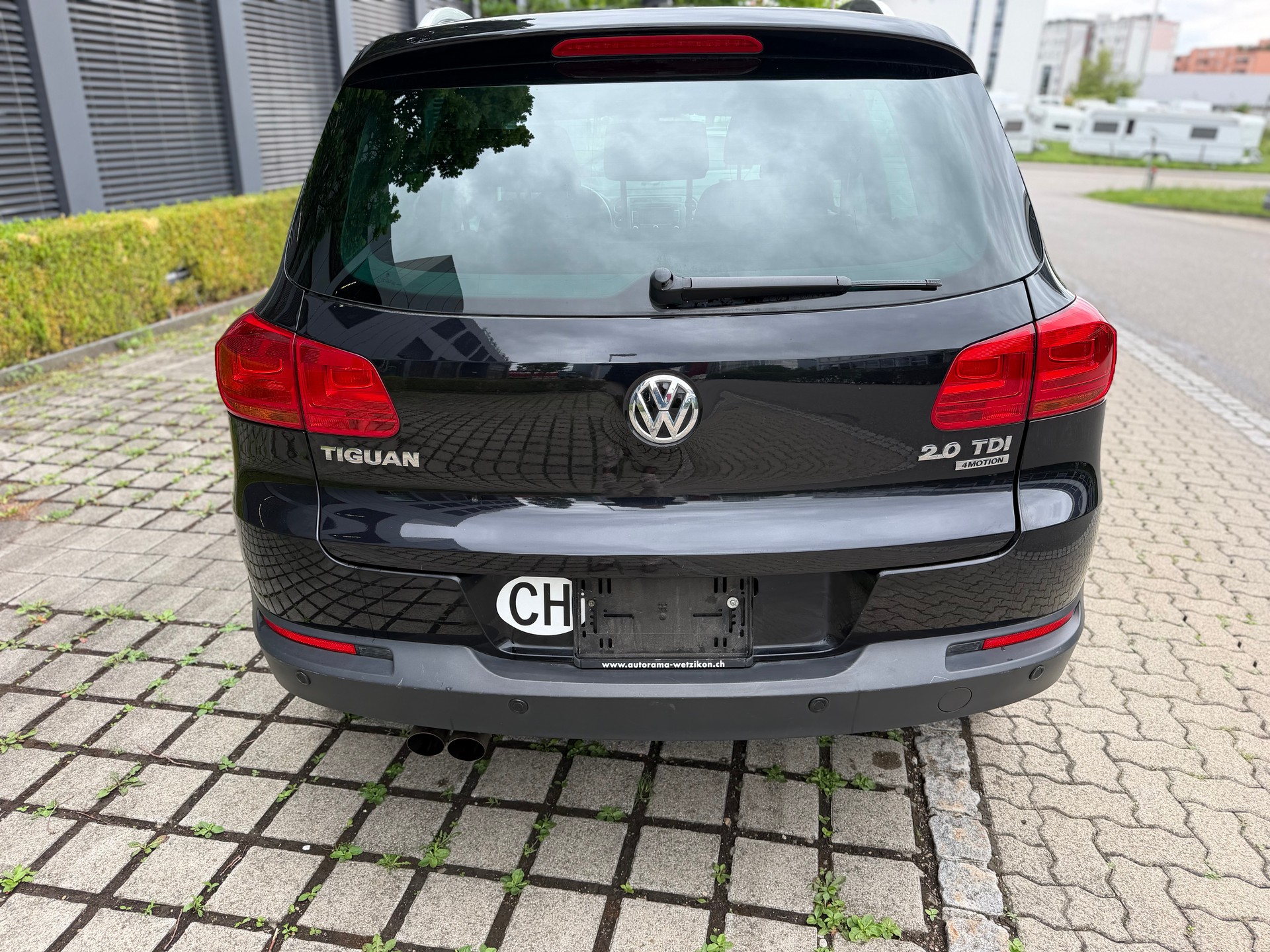 VW Tiguan 2.0 TDI BlueMotion Track&Style 4Motion-image-5