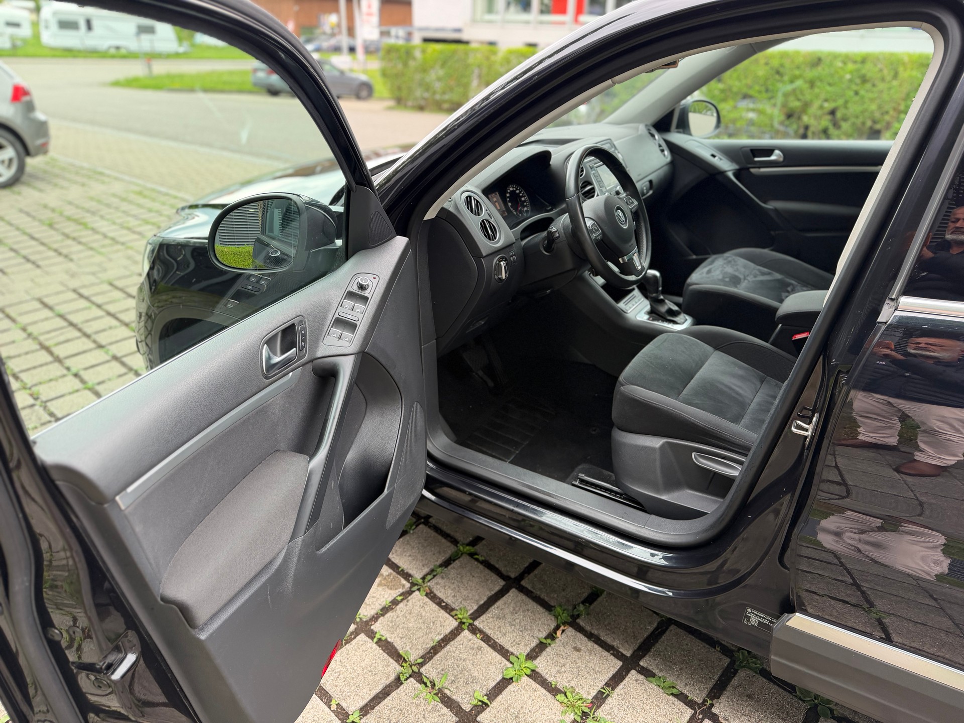 VW Tiguan 2.0 TDI BlueMotion Track&Style 4Motion-image-14