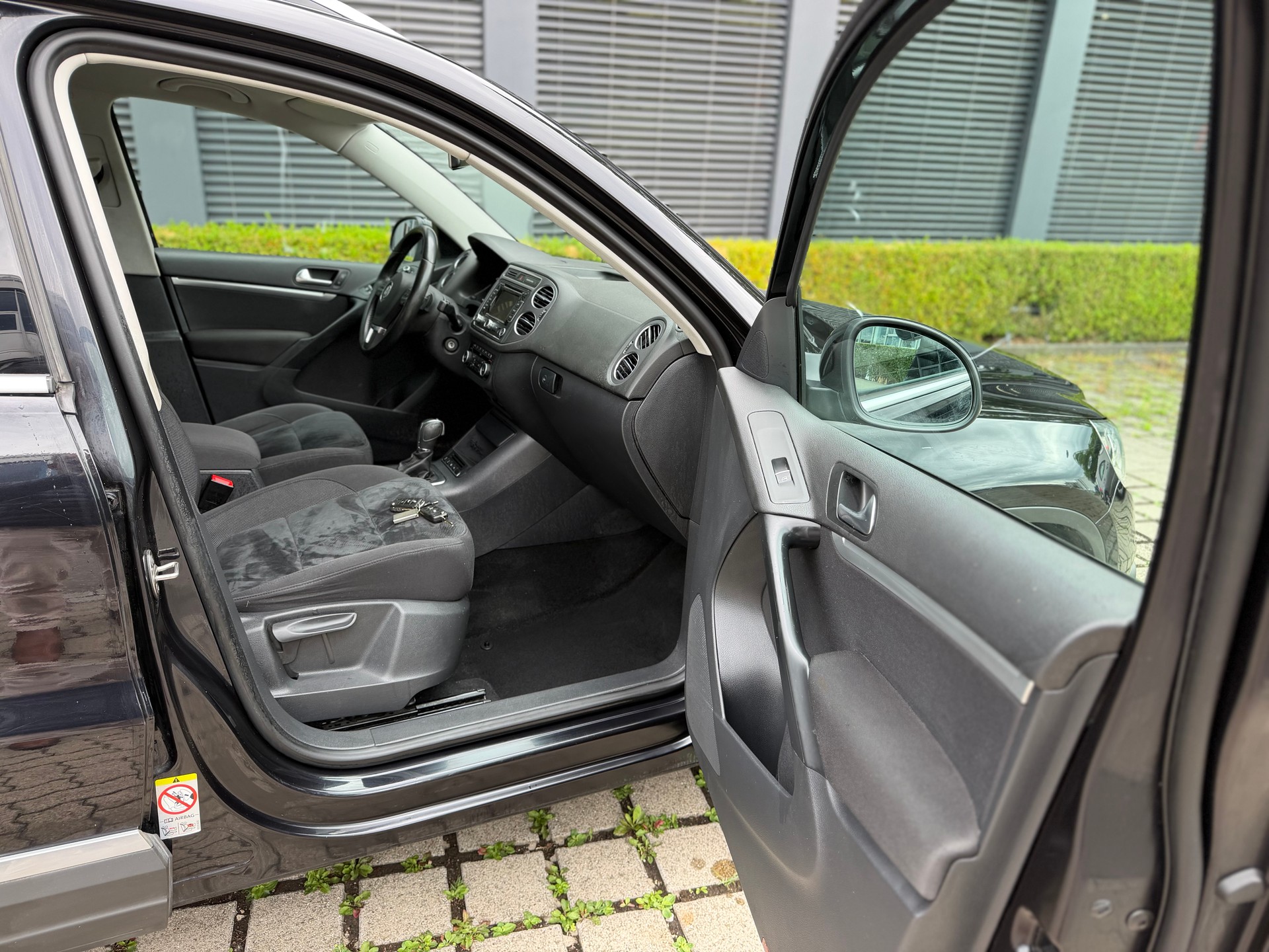 VW Tiguan 2.0 TDI BlueMotion Track&Style 4Motion-image-10