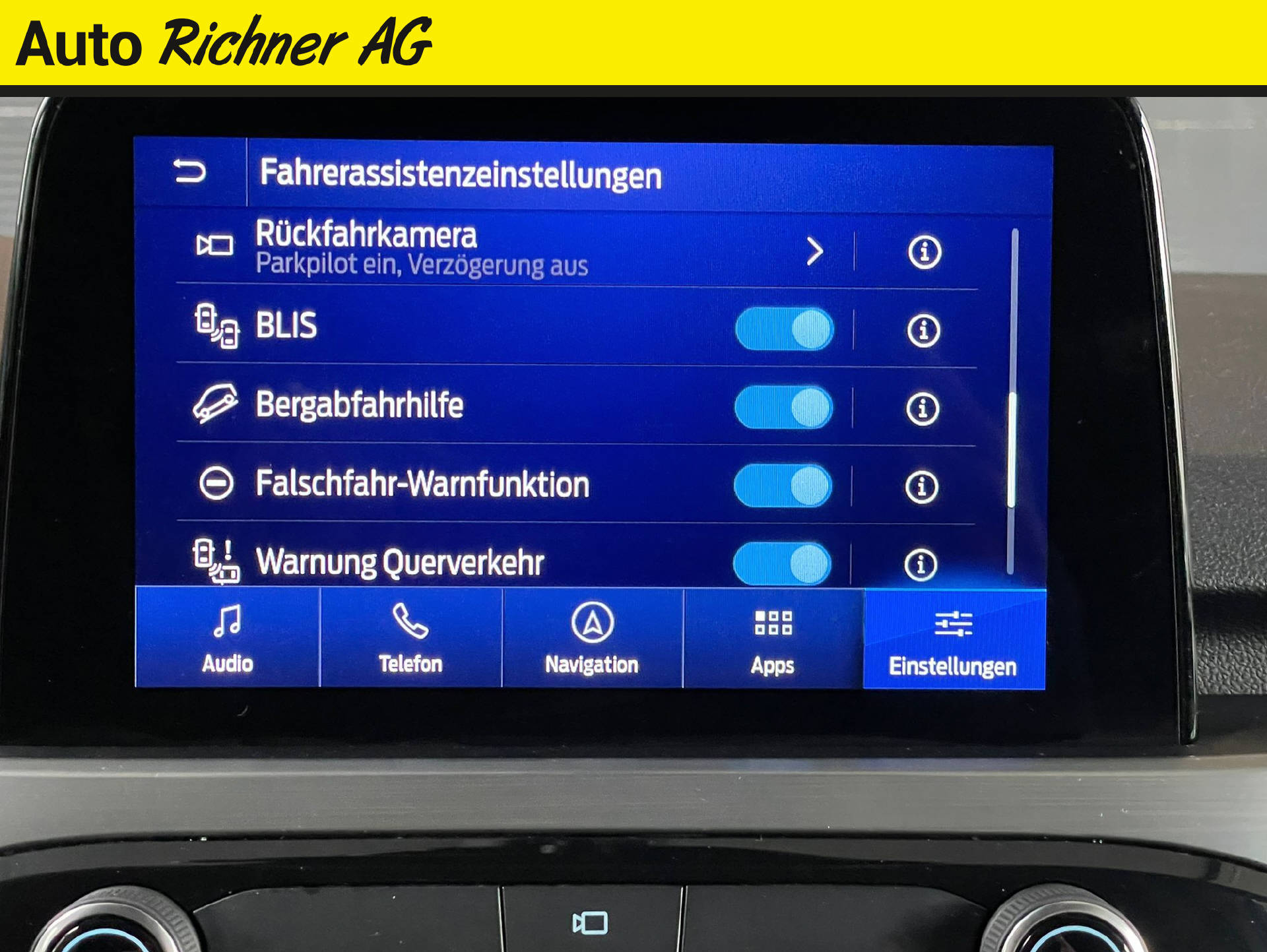 FORD Kuga 2.5 Hybrid Titanium X 4x4-image-13