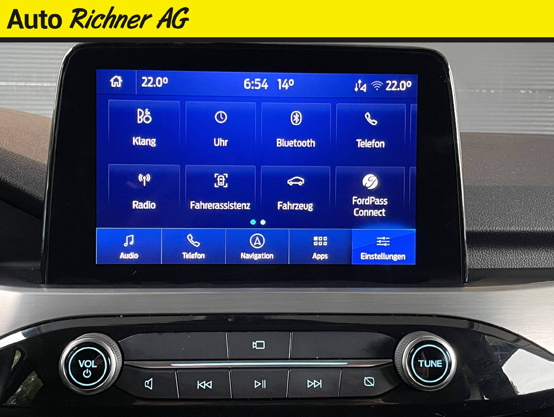FORD Kuga 2.5 Hybrid Titanium X 4x4-image-10