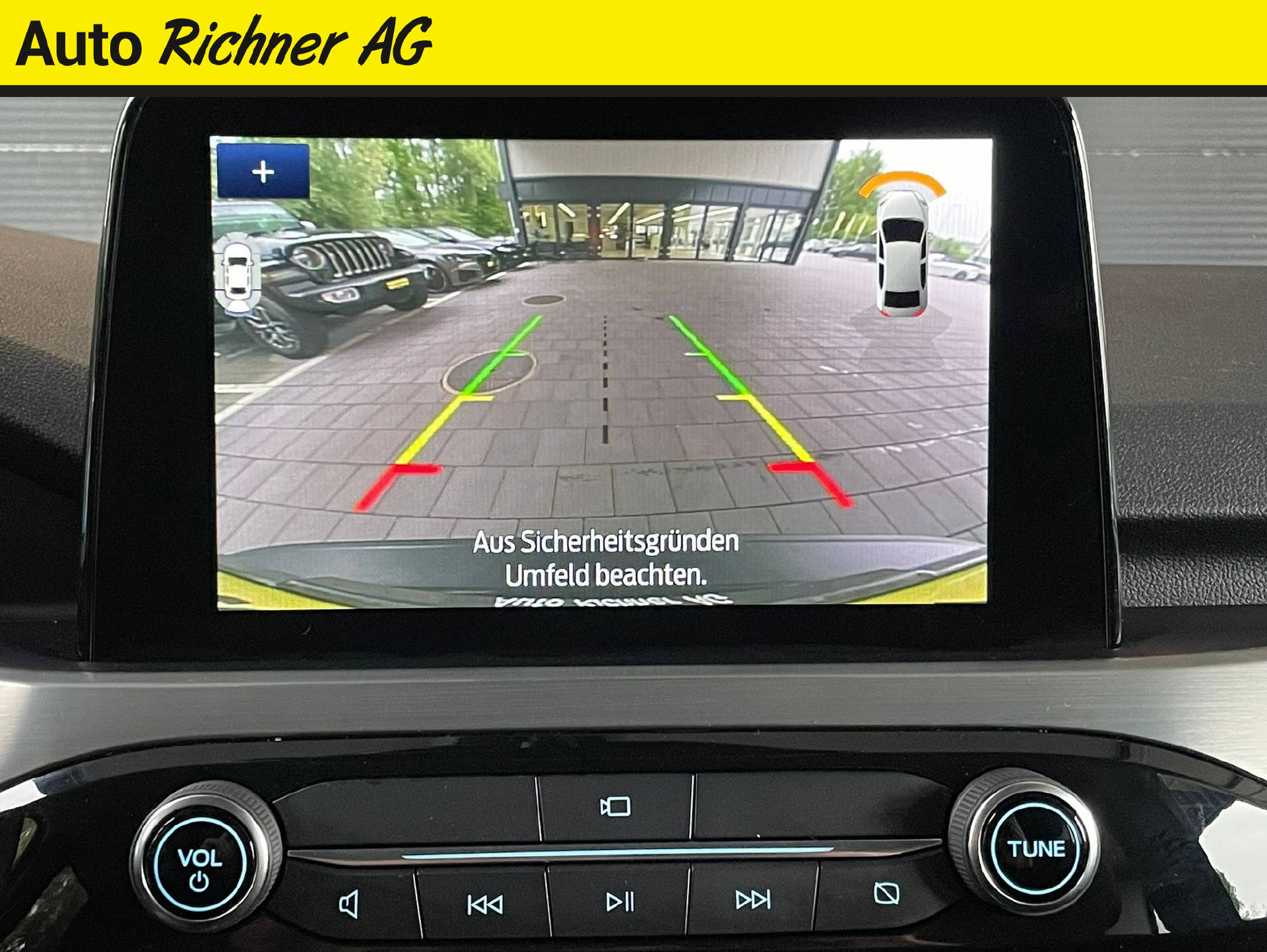 FORD Kuga 2.5 Hybrid Titanium X 4x4-image-9