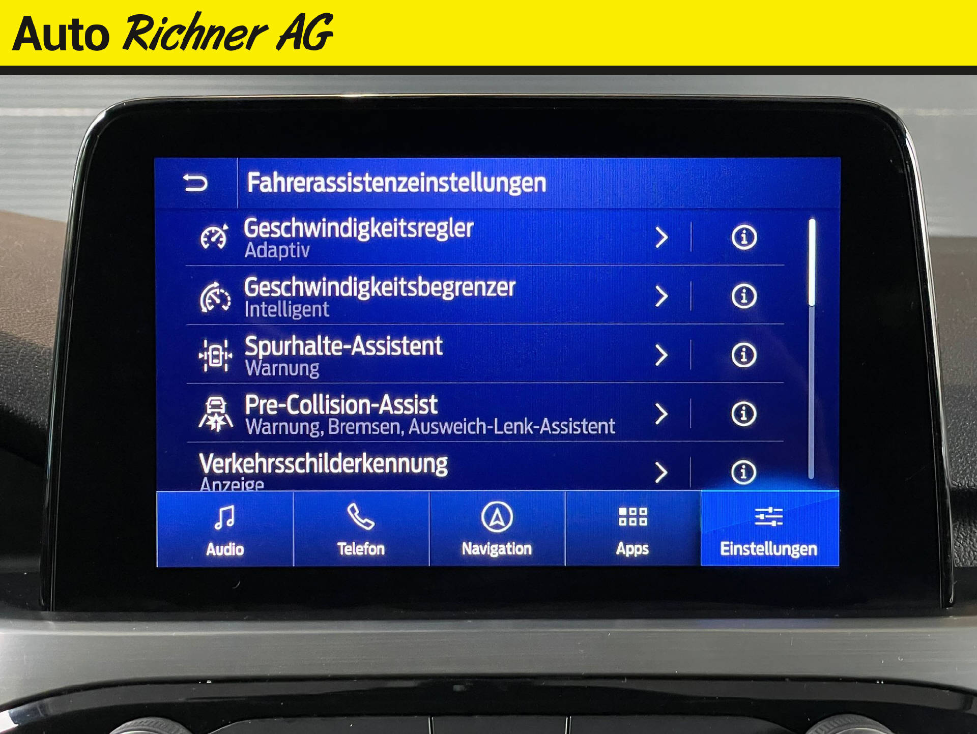 FORD Kuga 2.5 Hybrid Titanium X 4x4-image-11
