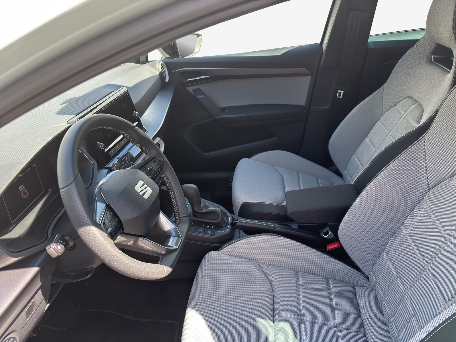 SEAT Ibiza 1.0 EcoTSI FR DSG-image-7