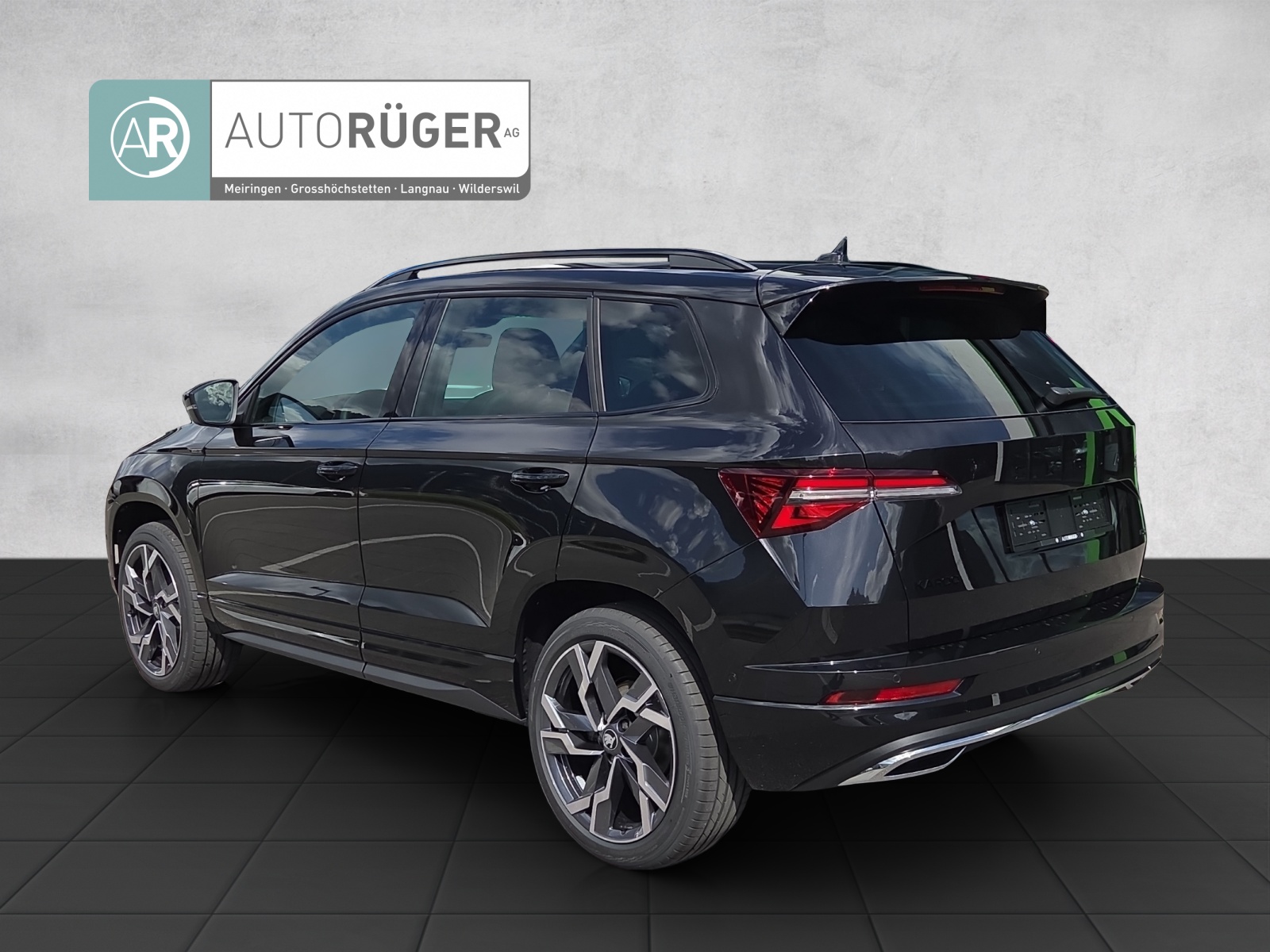 SKODA Karoq 2.0 TSI SportLine 4x4 DSG-image-3