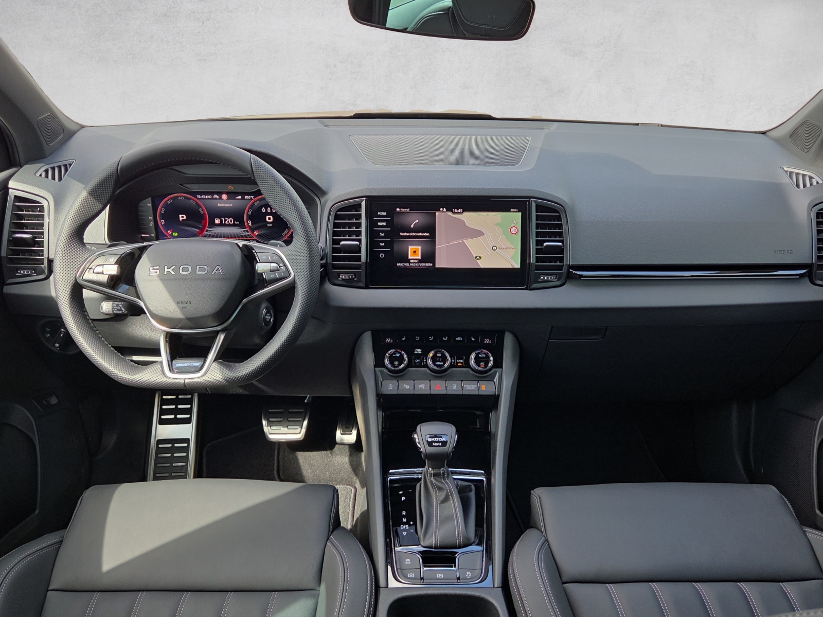 SKODA Karoq 2.0 TSI SportLine 4x4 DSG-image-11