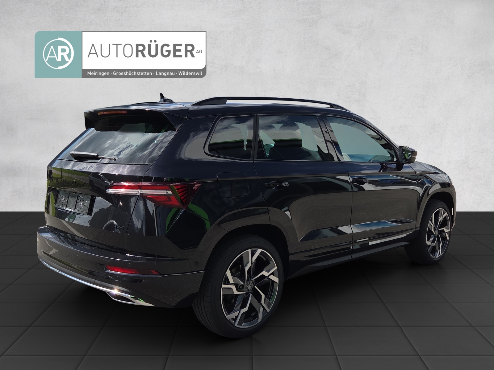 SKODA Karoq 2.0 TSI SportLine 4x4 DSG-image-5