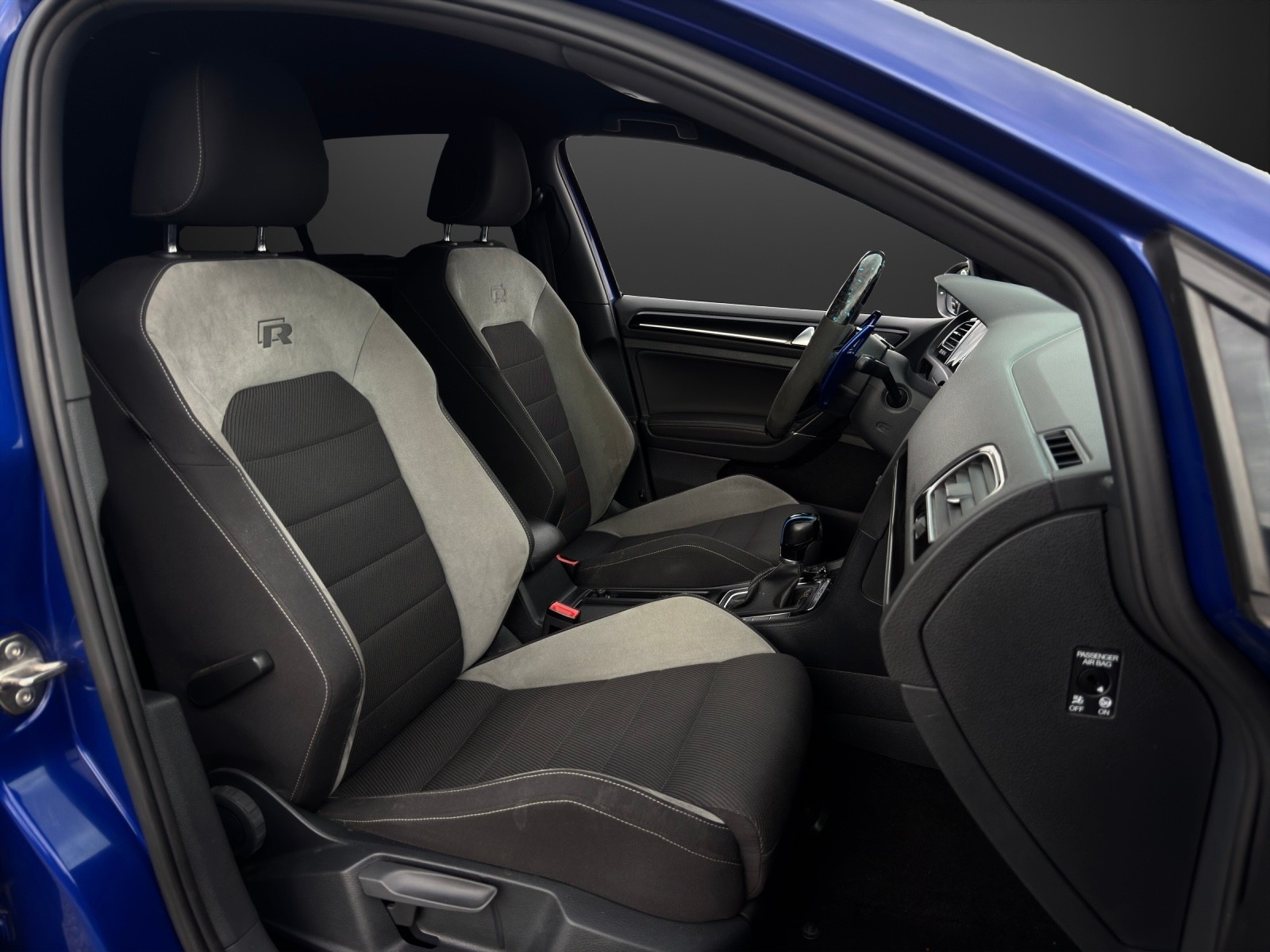 VW Golf VII 2.0 TSI R 4Motion DSG mit 301 PS-image-8