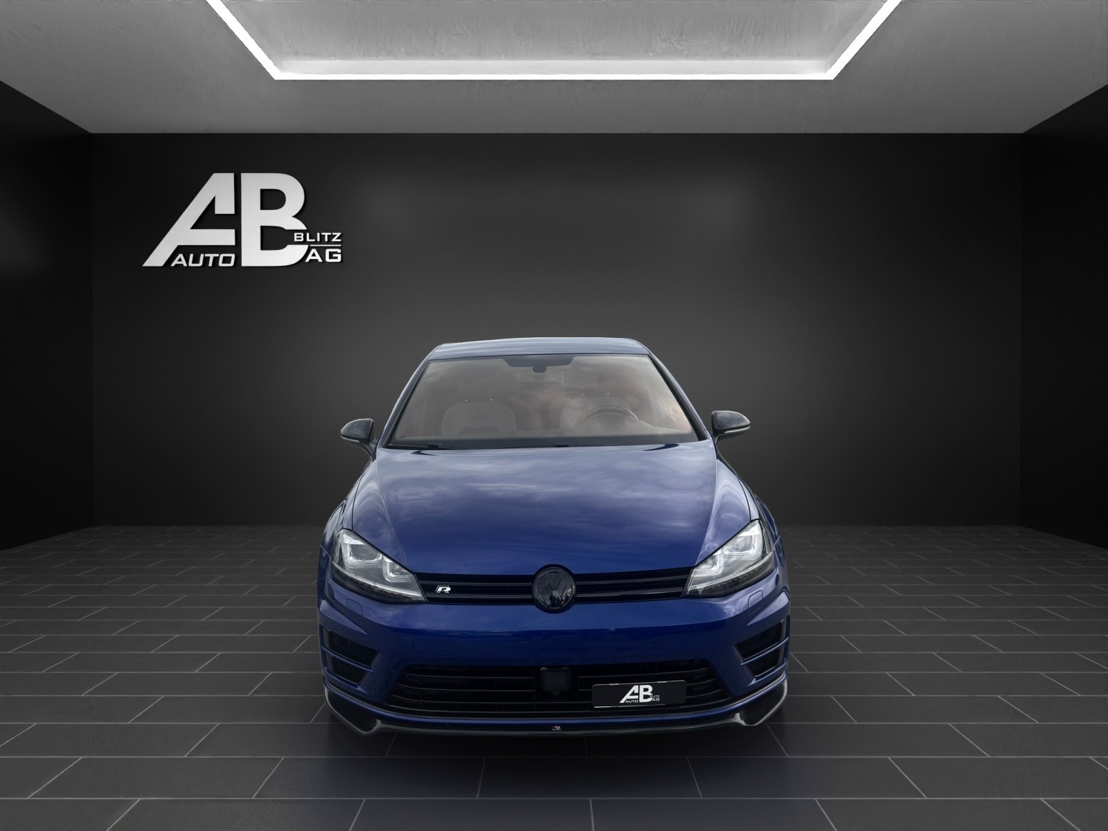 VW Golf VII 2.0 TSI R 4Motion DSG mit 301 PS-image-0