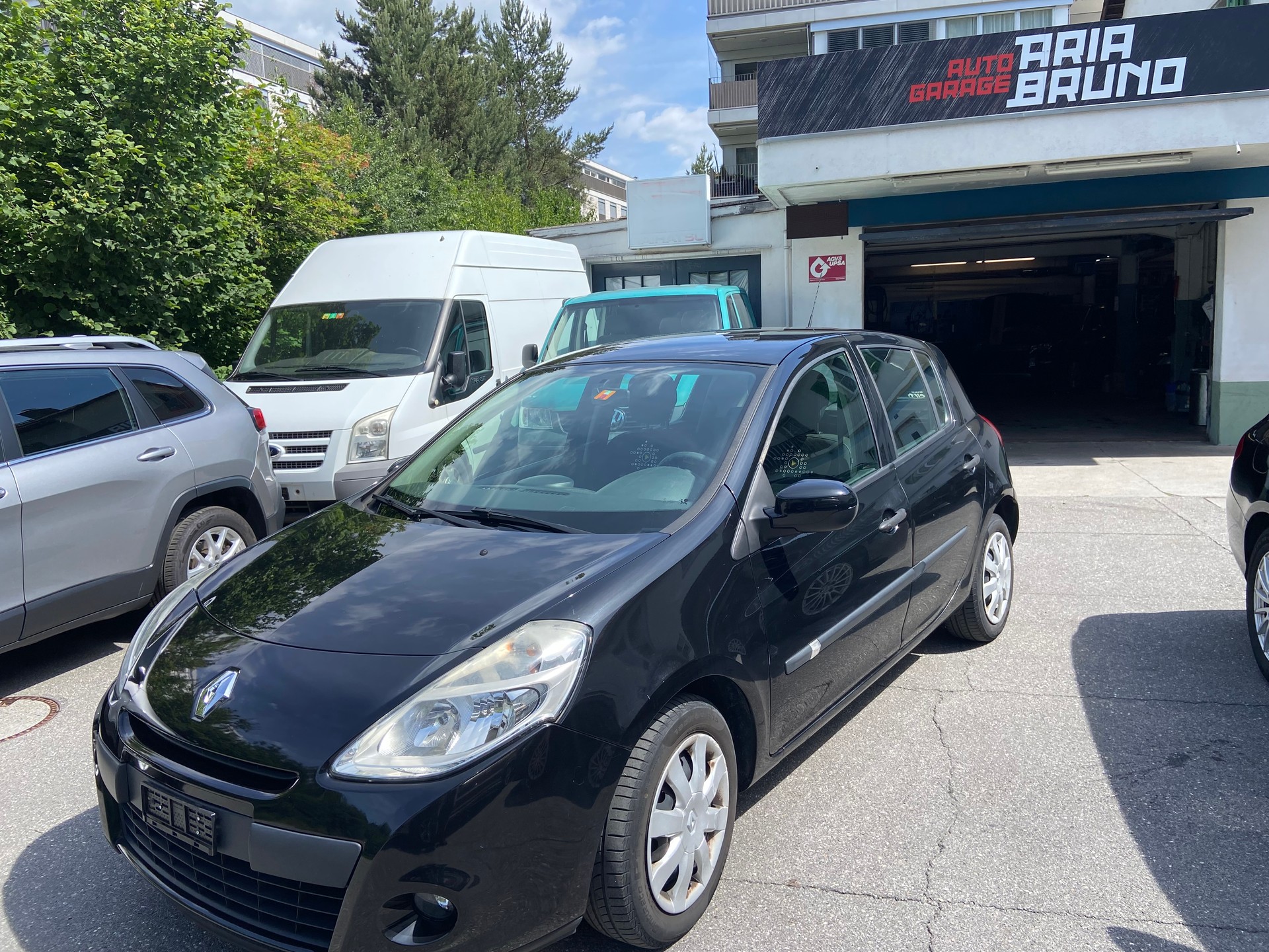 RENAULT Clio 1.2 16V Turbo S-image-1