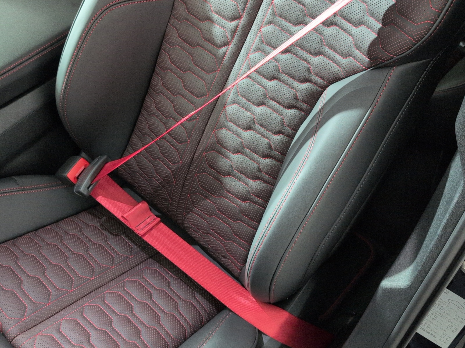 AUDI RS 5 Avant TFSI 470 kW Tiptronic quattro-image-15