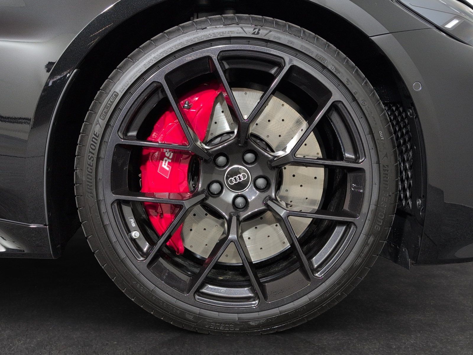 AUDI RS 5 Avant TFSI 470 kW Tiptronic quattro-image-4