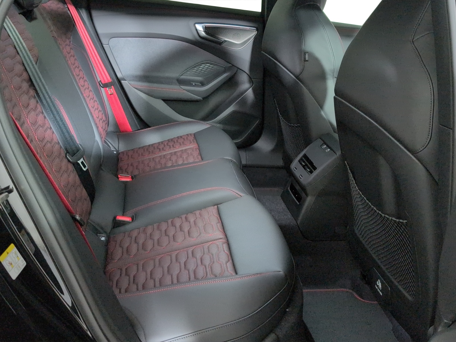 AUDI RS 5 Avant TFSI 470 kW Tiptronic quattro-image-8