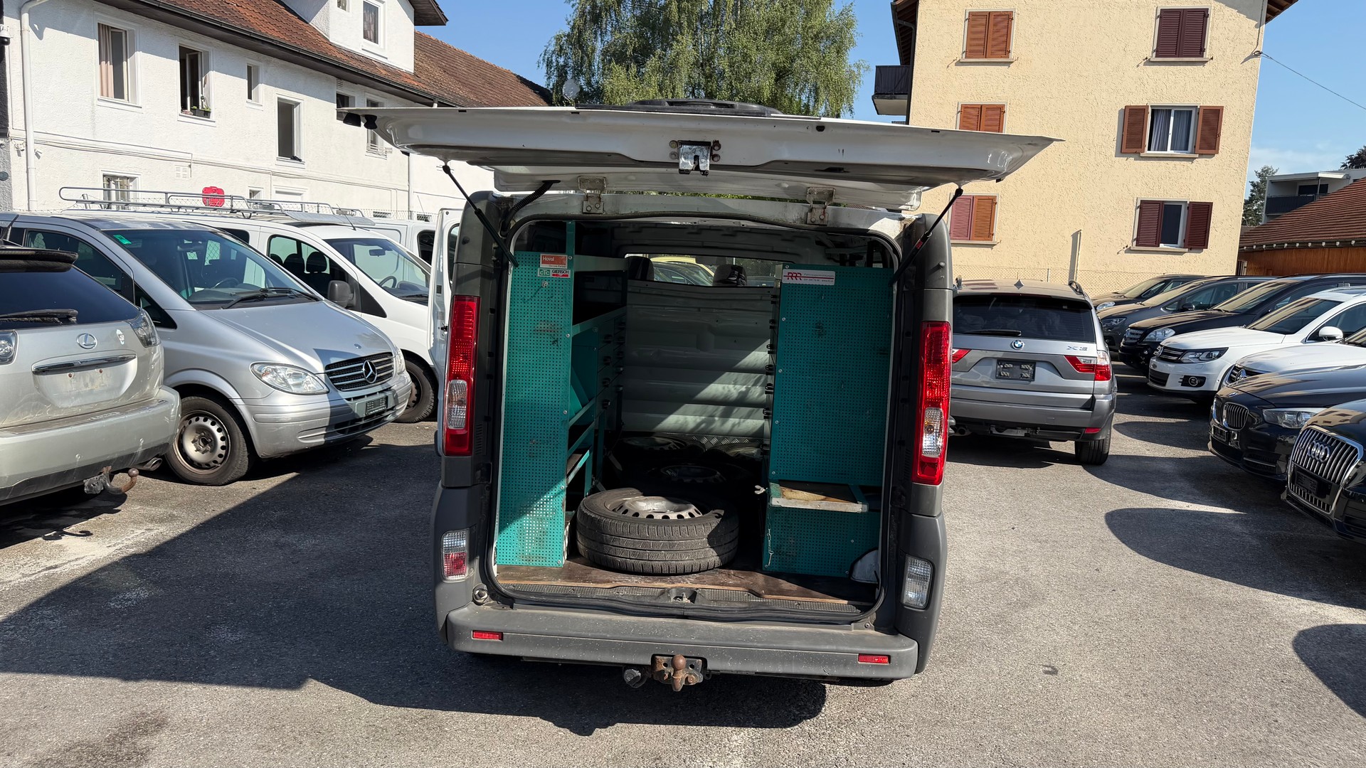 RENAULT Trafic 2.0 dCi 115 2.9t L1H1-image-13
