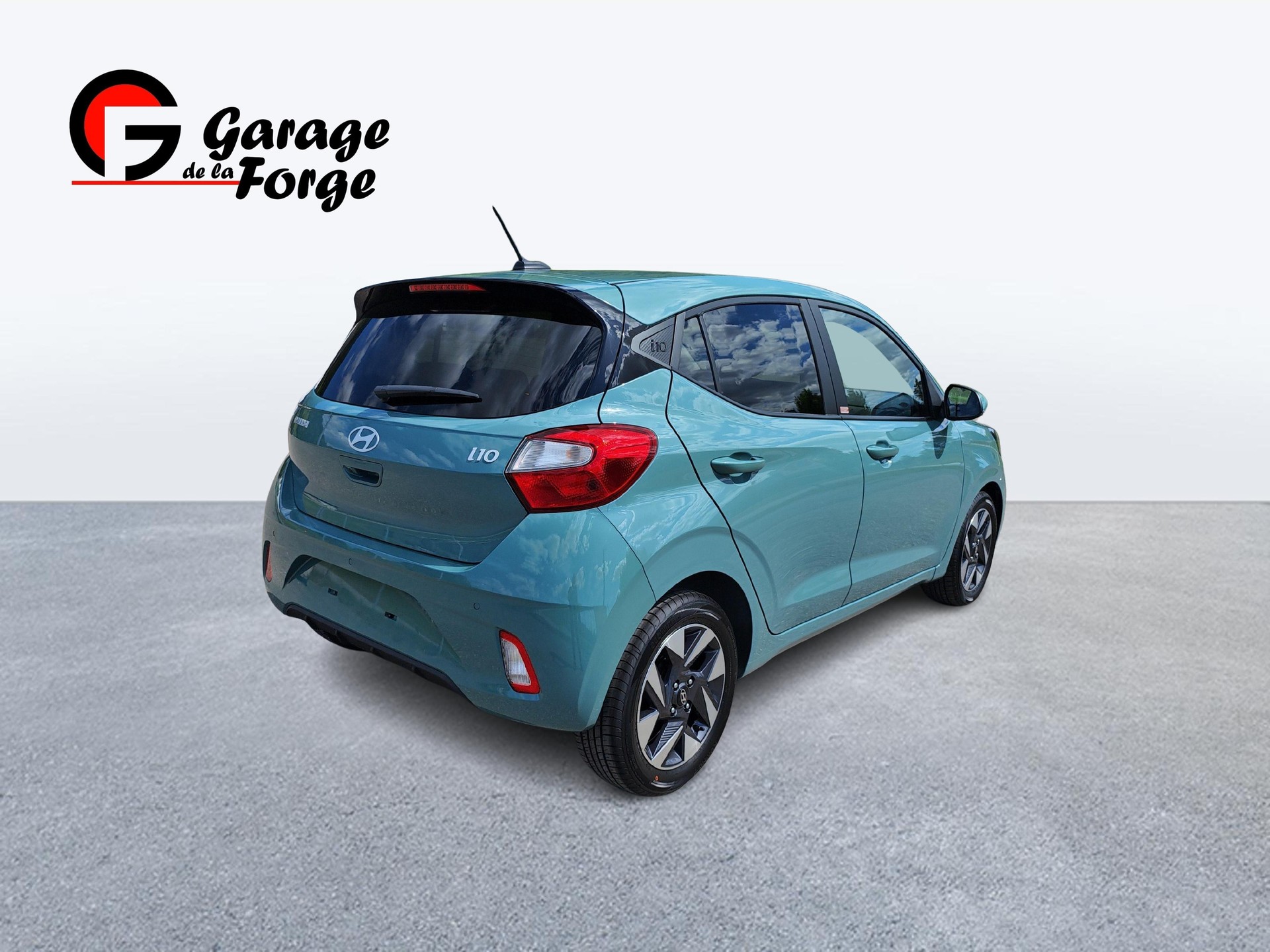 HYUNDAI i10 1.2 Amplia Mangrove Green Pearl-image-3