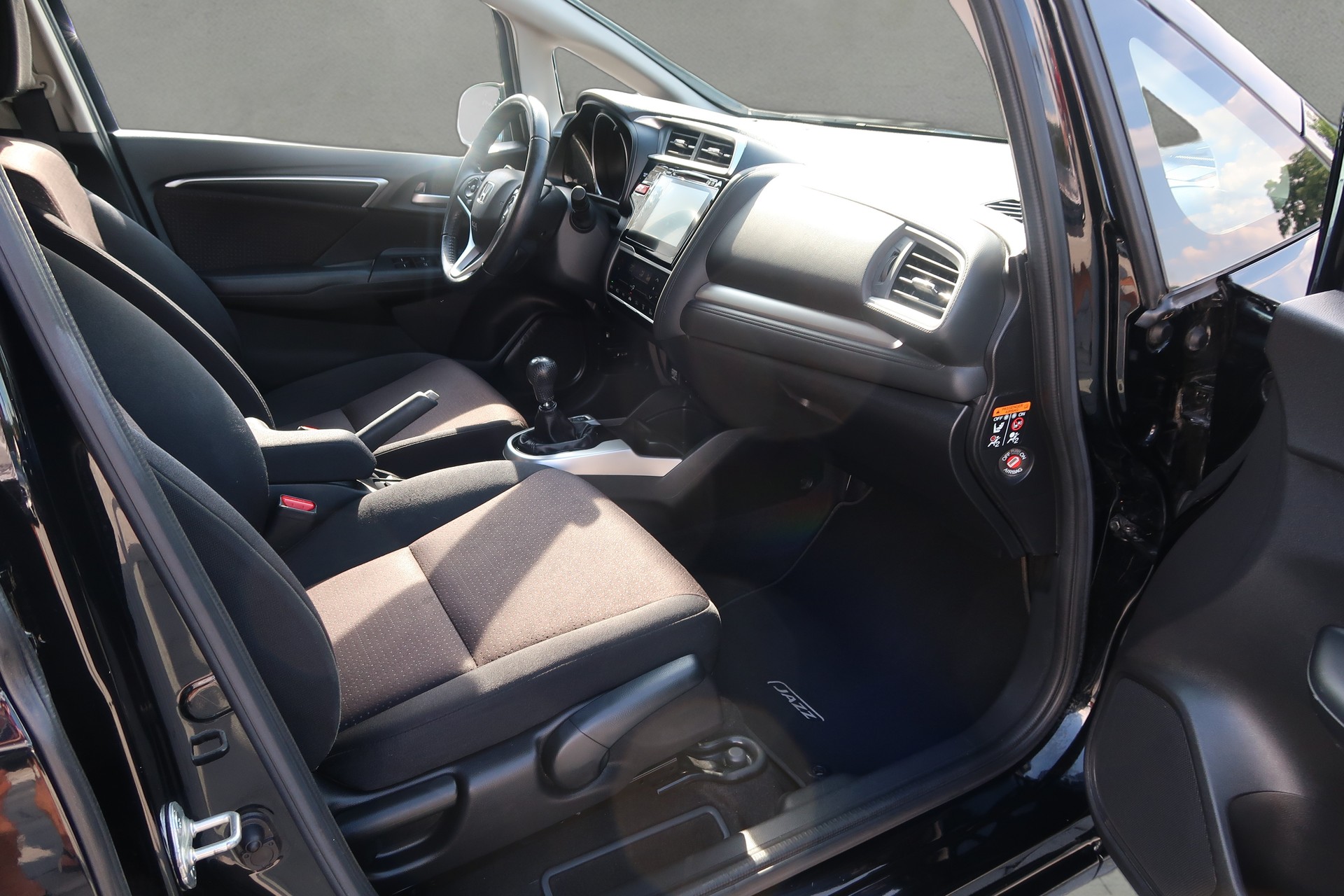 HONDA Jazz 1.3i-VTEC Elegance-image-18