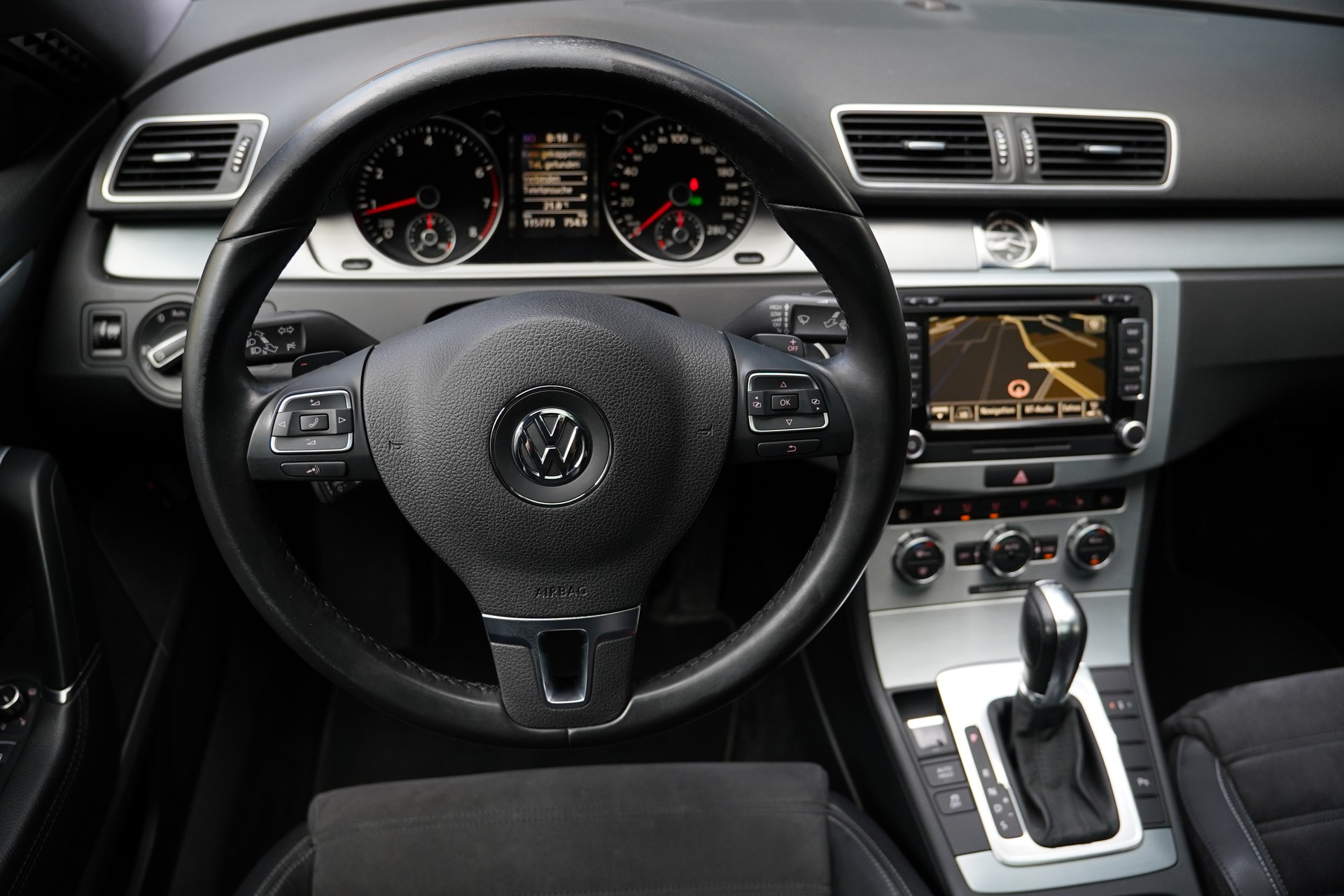 VW Passat CC 1.8 TSI DSG-image-23