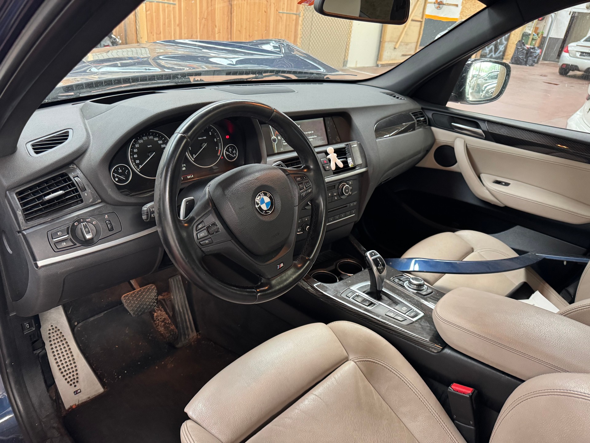 BMW X3 xDrive 35i Steptronic-image-15