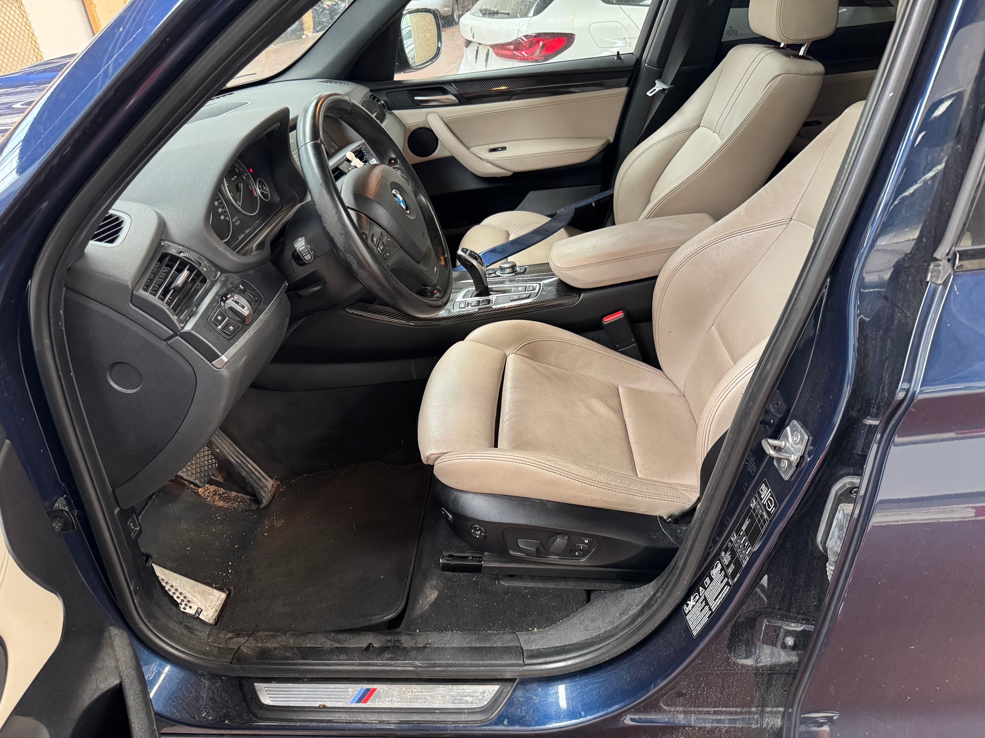 BMW X3 xDrive 35i Steptronic-image-13