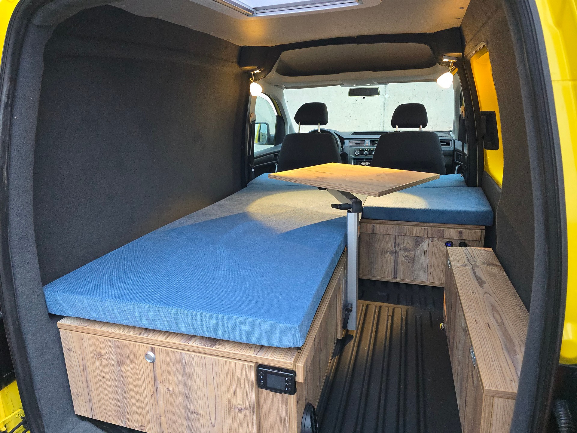 VW 2.0 TDI - Klima - Diesel- 102 PS - Tempomat-image-10