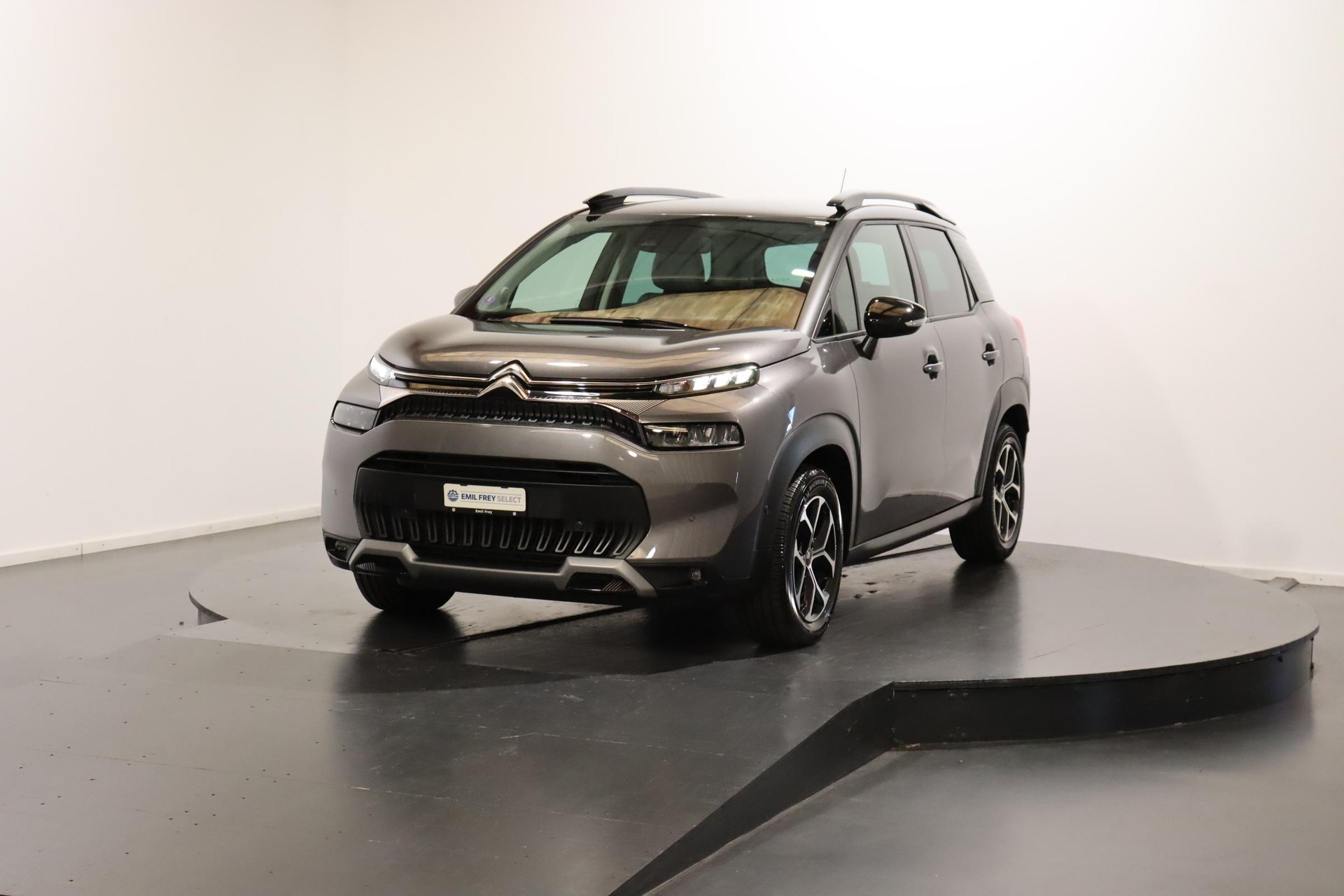 CITROEN C3 Aircross 1.2 PureTech 130 Shine-image-0