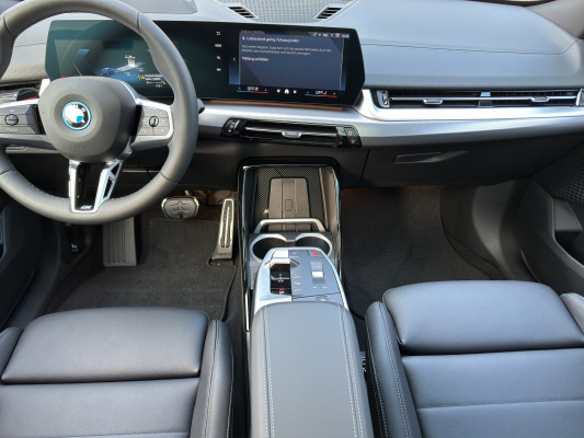BMW iX2 xDrive 30 M Sport Pro-image-10