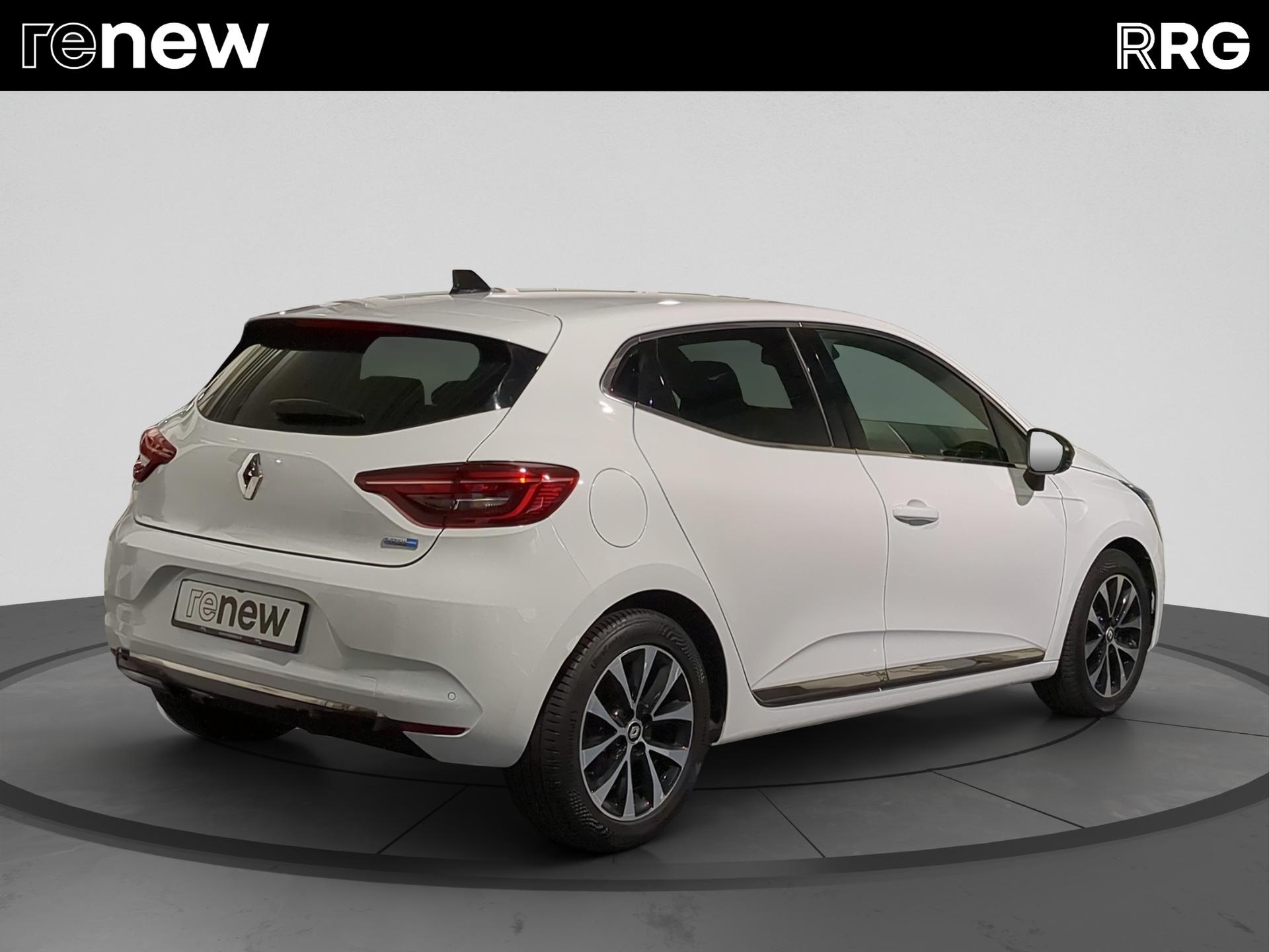 RENAULT Clio 1.6 E-Tech Techno-image-2