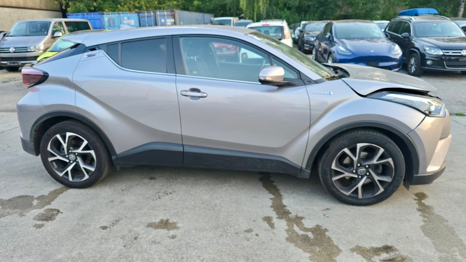 TOYOTA C-HR 1.8 HSD CVT Trend-image-4