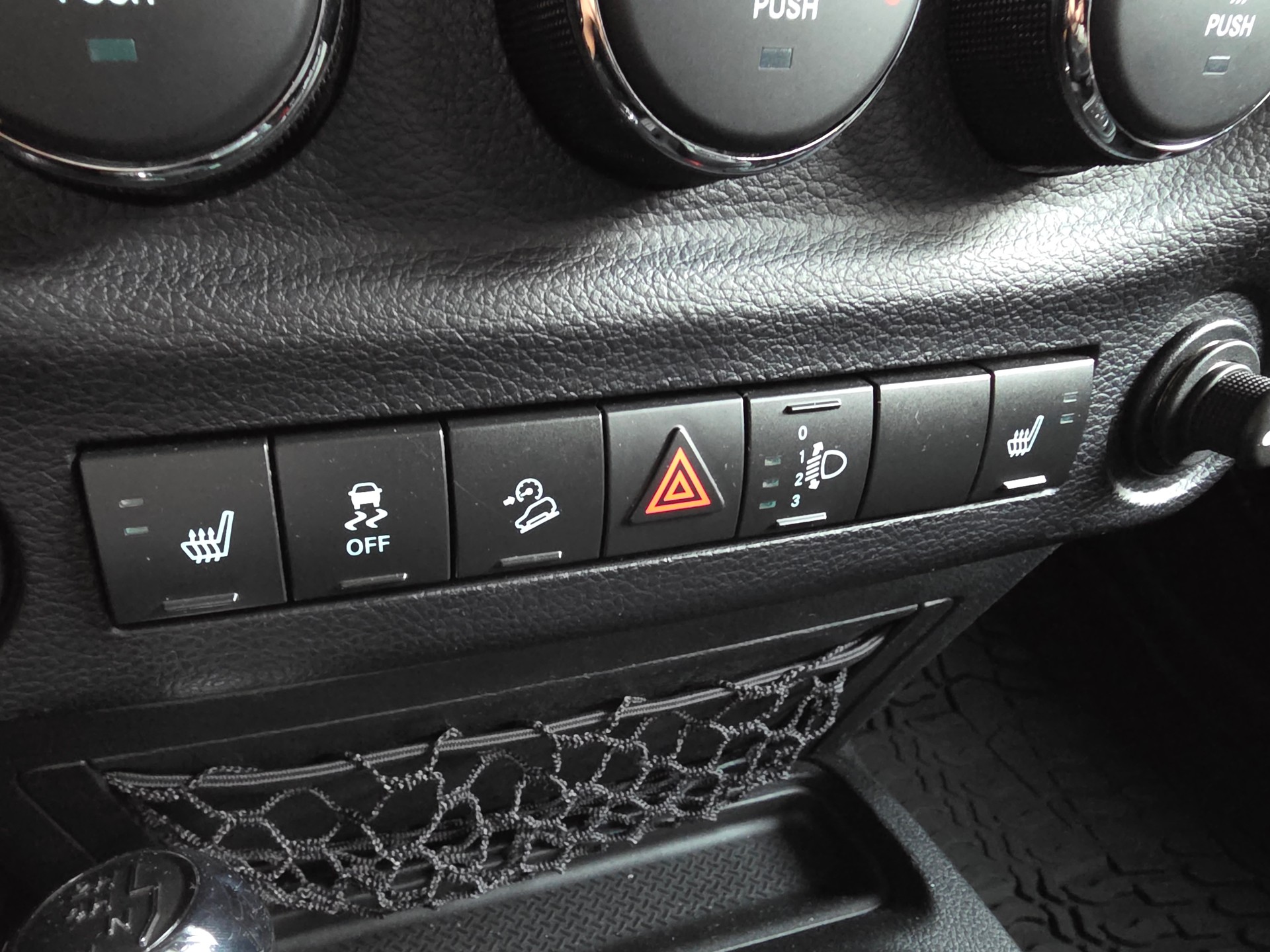 JEEP Wrangler 2.8 CRD Black Edition II ☆☆☆ MFK: 12.11.2025 ☆☆☆-image-15