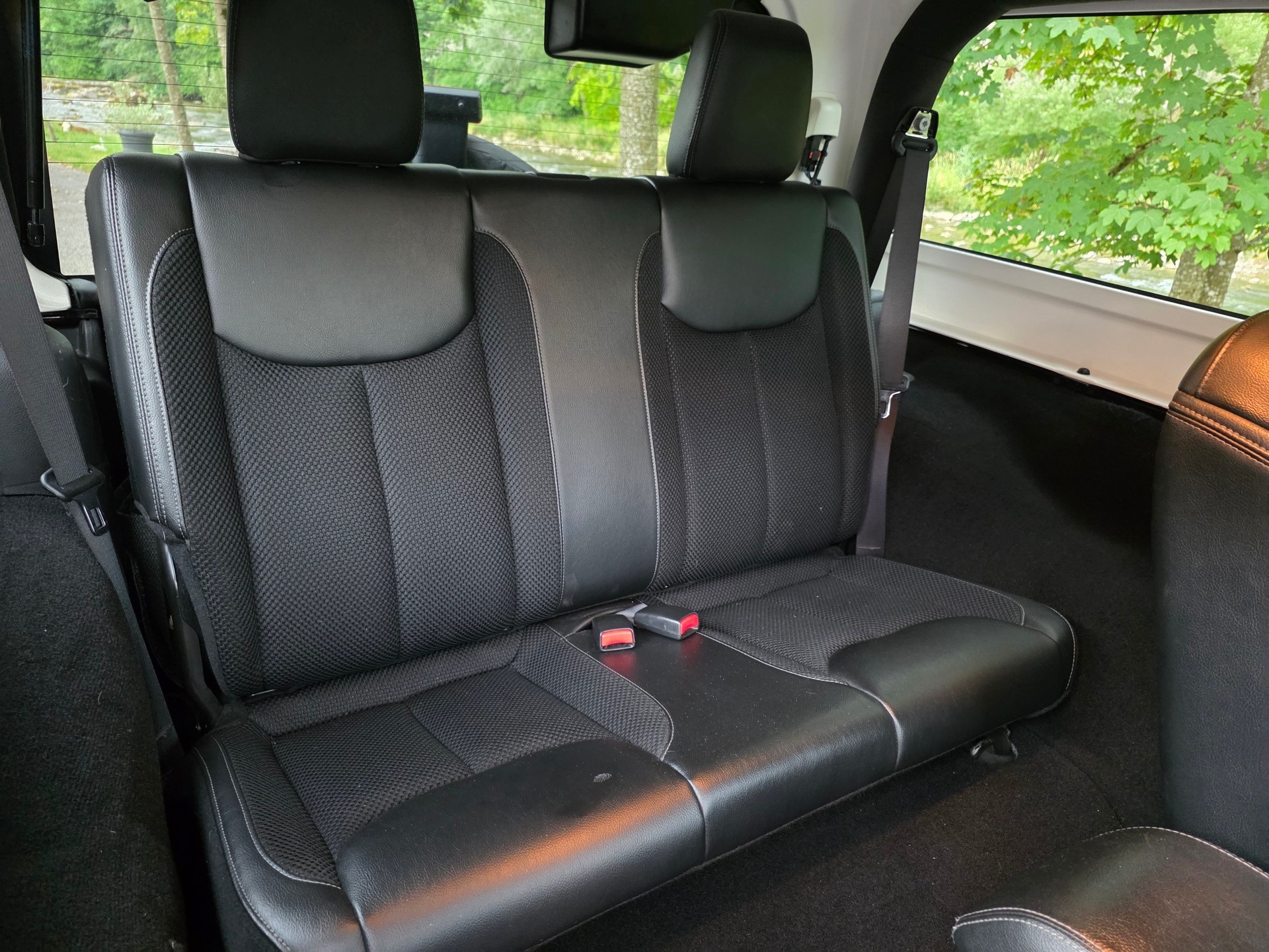 JEEP Wrangler 2.8 CRD Black Edition II ☆☆☆ MFK: 12.11.2025 ☆☆☆-image-10