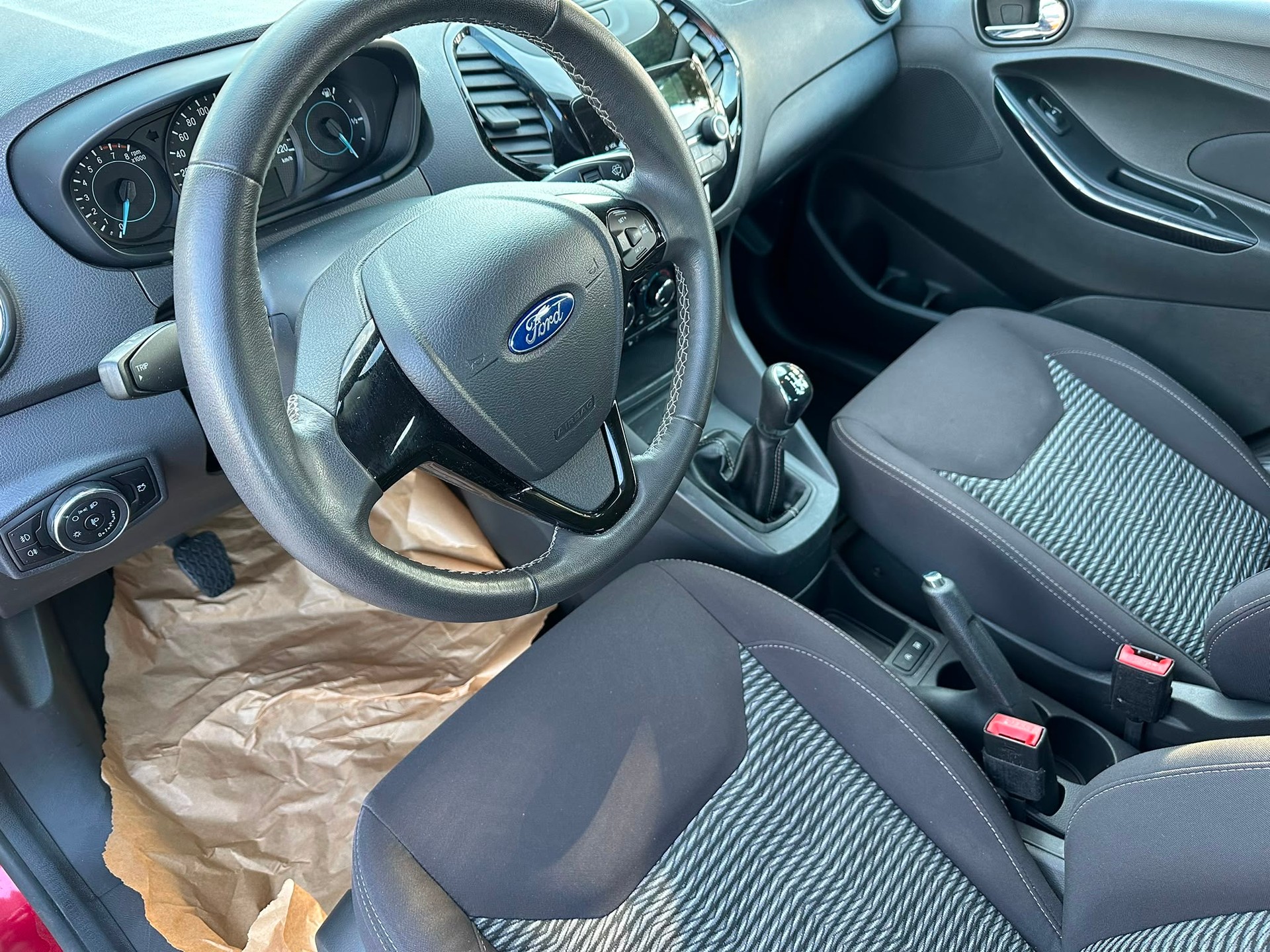 FORD KA+ 1.2 Ti-VCT Active-image-6