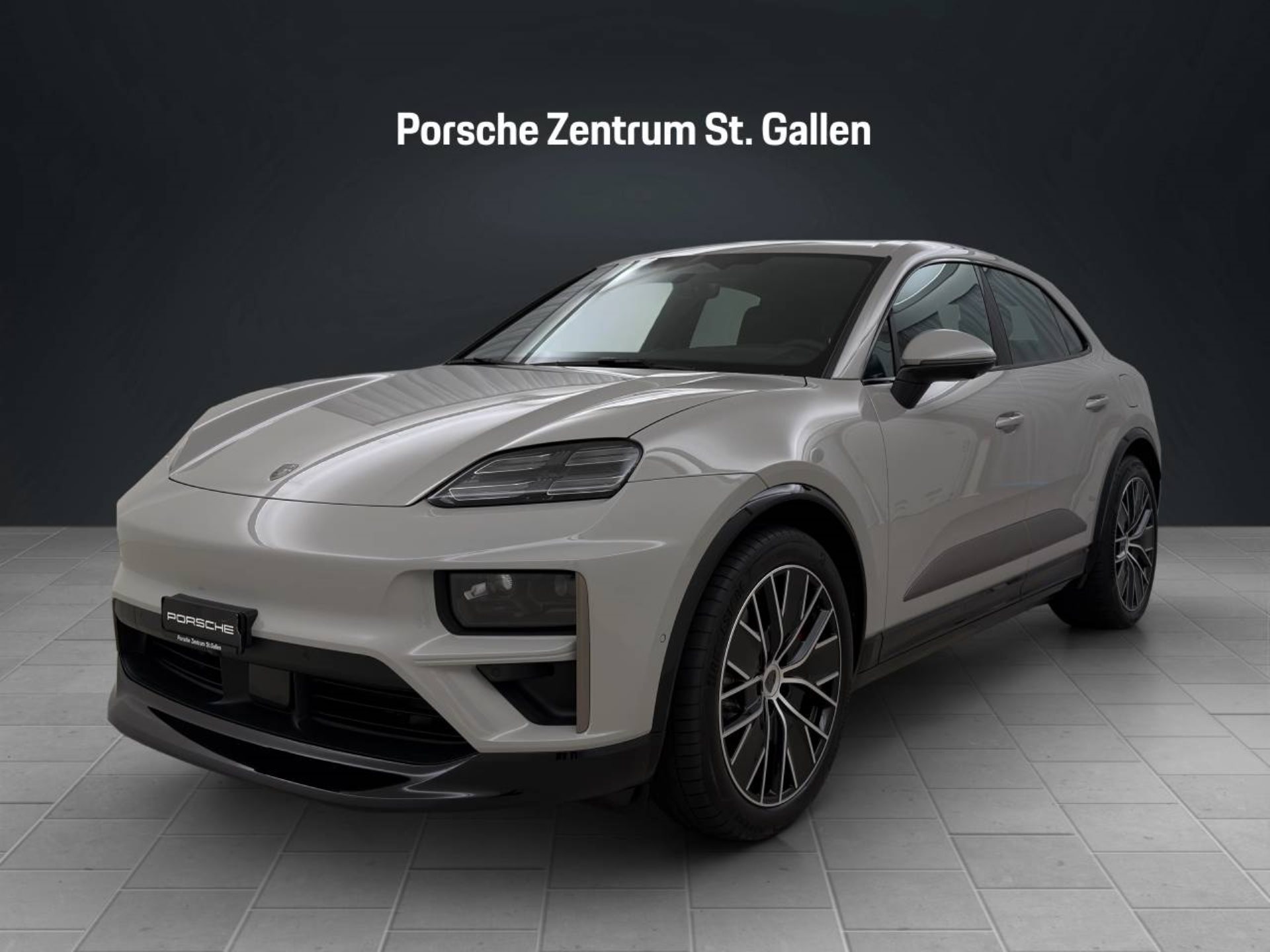 PORSCHE Macan Turbo-image-0
