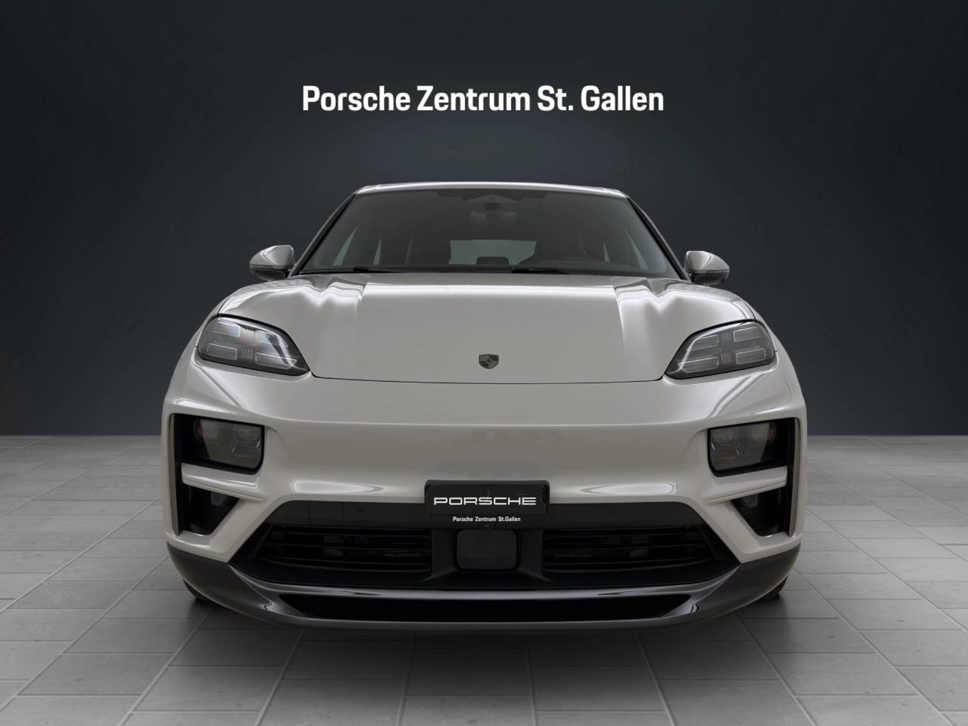 PORSCHE Macan Turbo-image-9