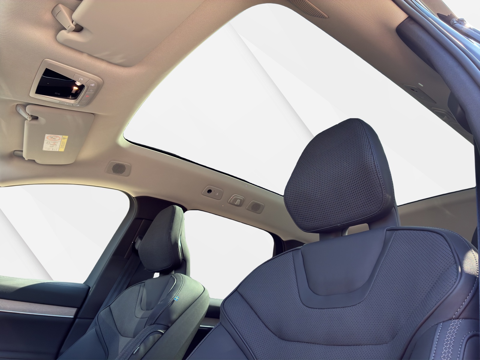VOLVO EX 90 Twin Performance Ultra AWDD-image-18