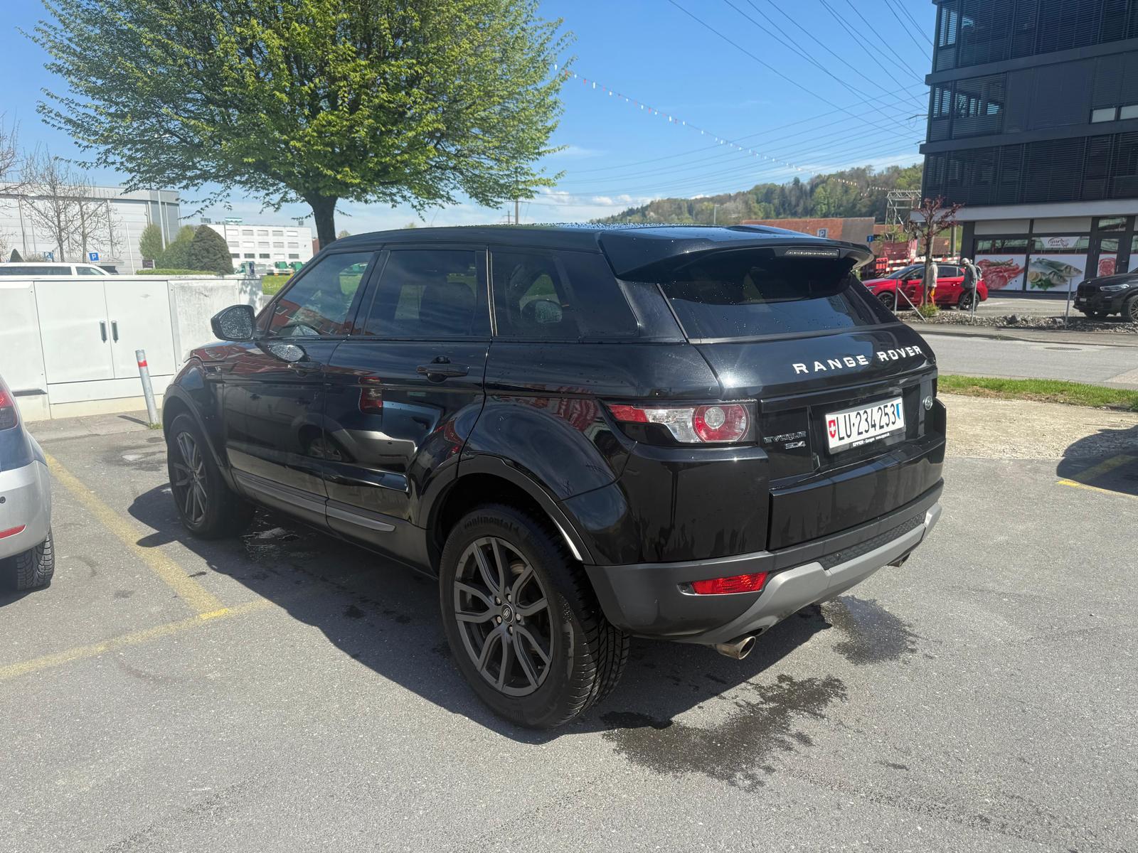 LAND ROVER Range Rover Evoque 2.2 SD4 P212 AT9-image-3
