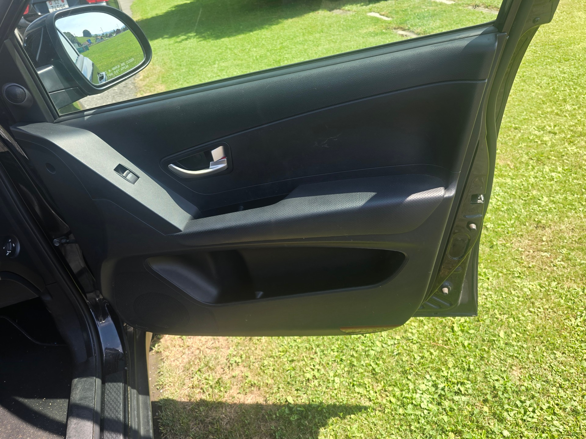KGM-SsangYong Korando 2.0 e-XDI Quartz 4WD Automatic-image-6