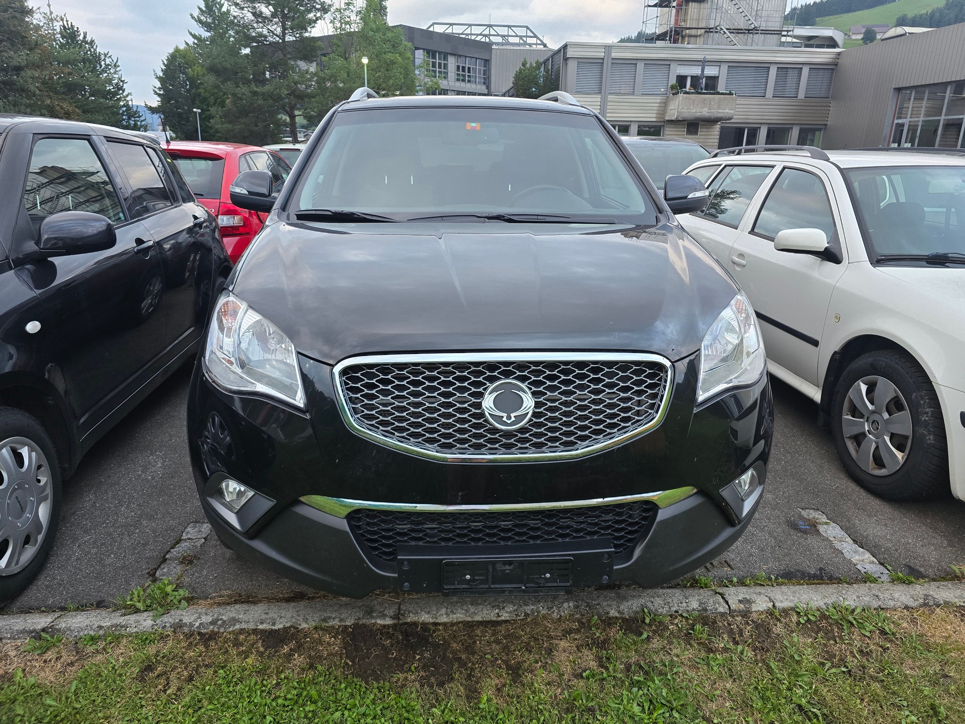 KGM-SsangYong Korando 2.0 e-XDI Quartz 4WD Automatic-image-7