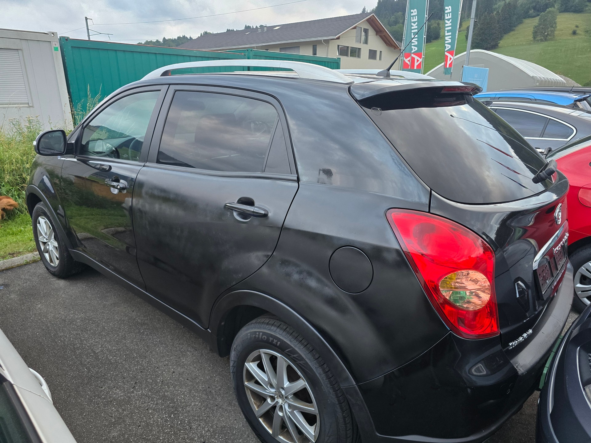 KGM-SsangYong Korando 2.0 e-XDI Quartz 4WD Automatic-image-12