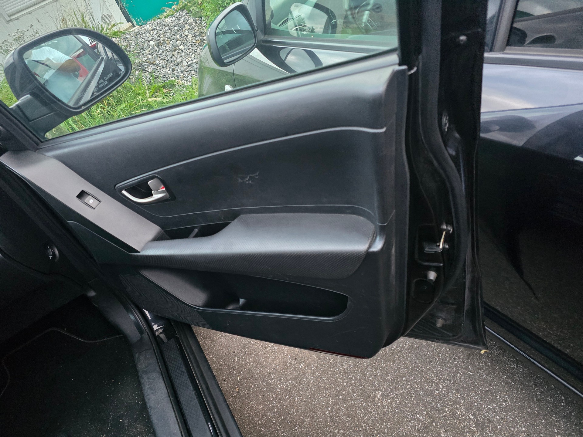KGM-SsangYong Korando 2.0 e-XDI Quartz 4WD Automatic-image-8