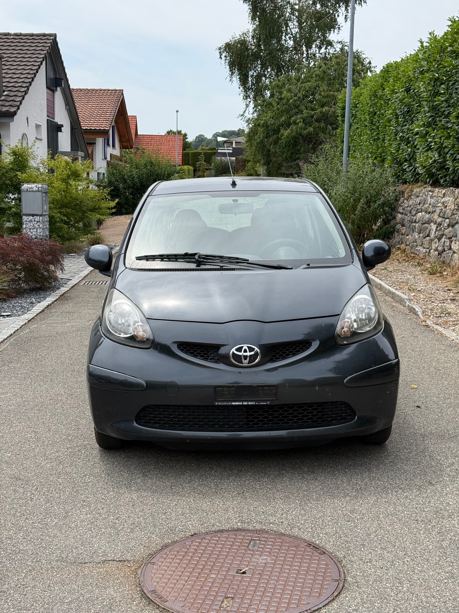TOYOTA Aygo 1.0 Linea Terra-image-2