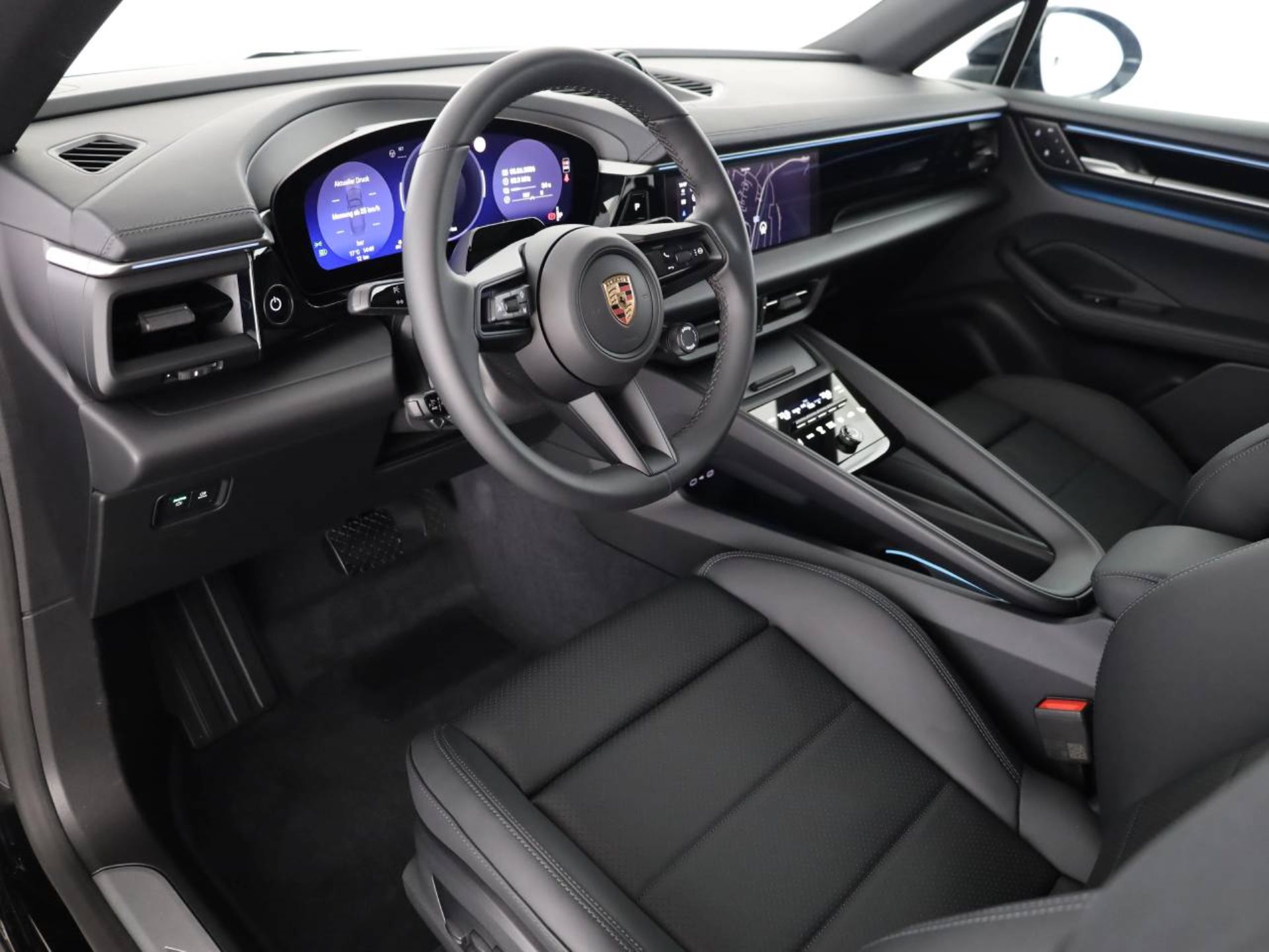 PORSCHE Macan 4-image-3