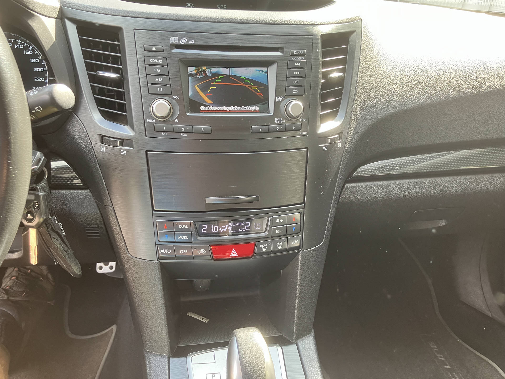 SUBARU Outback 2.0D Swiss Classic AWD Lineartronic-image-8