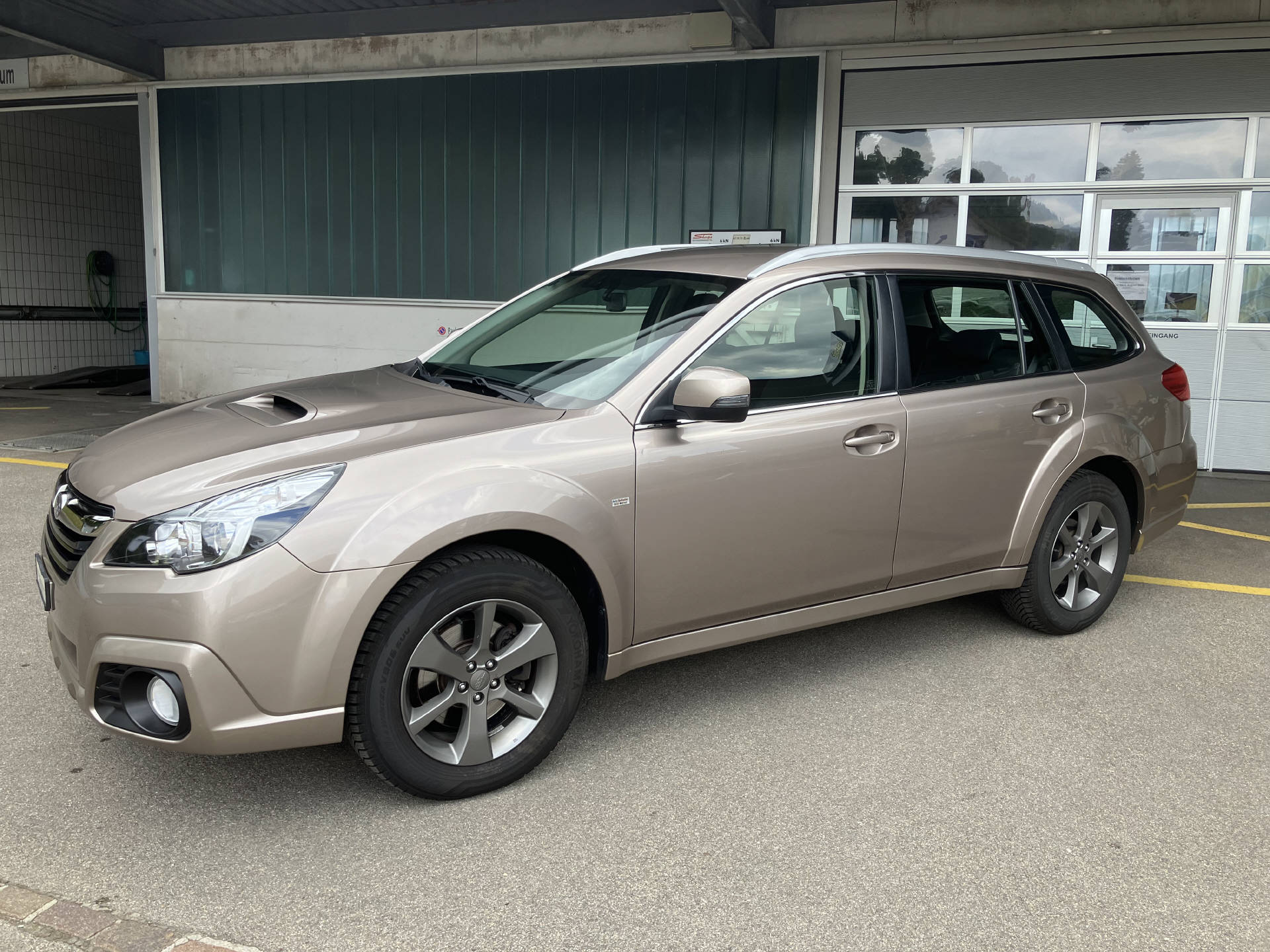 SUBARU Outback 2.0D Swiss Classic AWD Lineartronic