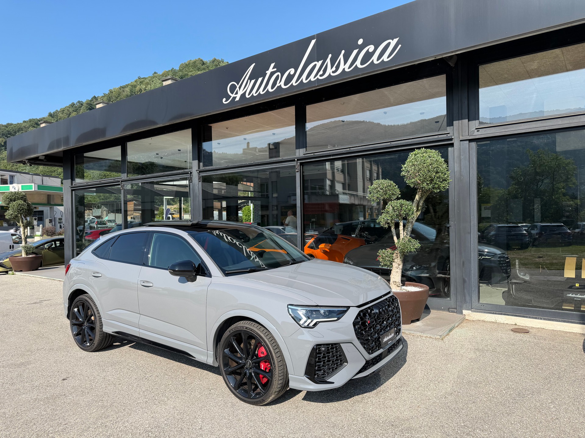 AUDI RS Q3 Sportback quattro S tronic-image-4